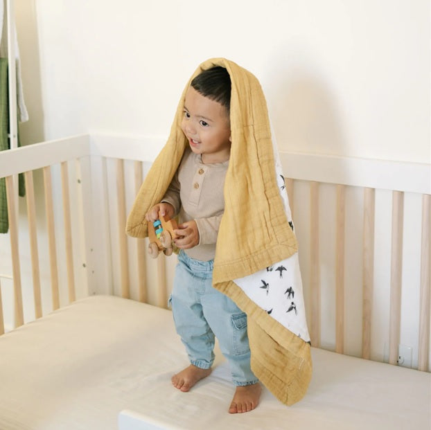 Exploring the Benefits of Muslin for Baby Blankets Little Unicorn USA