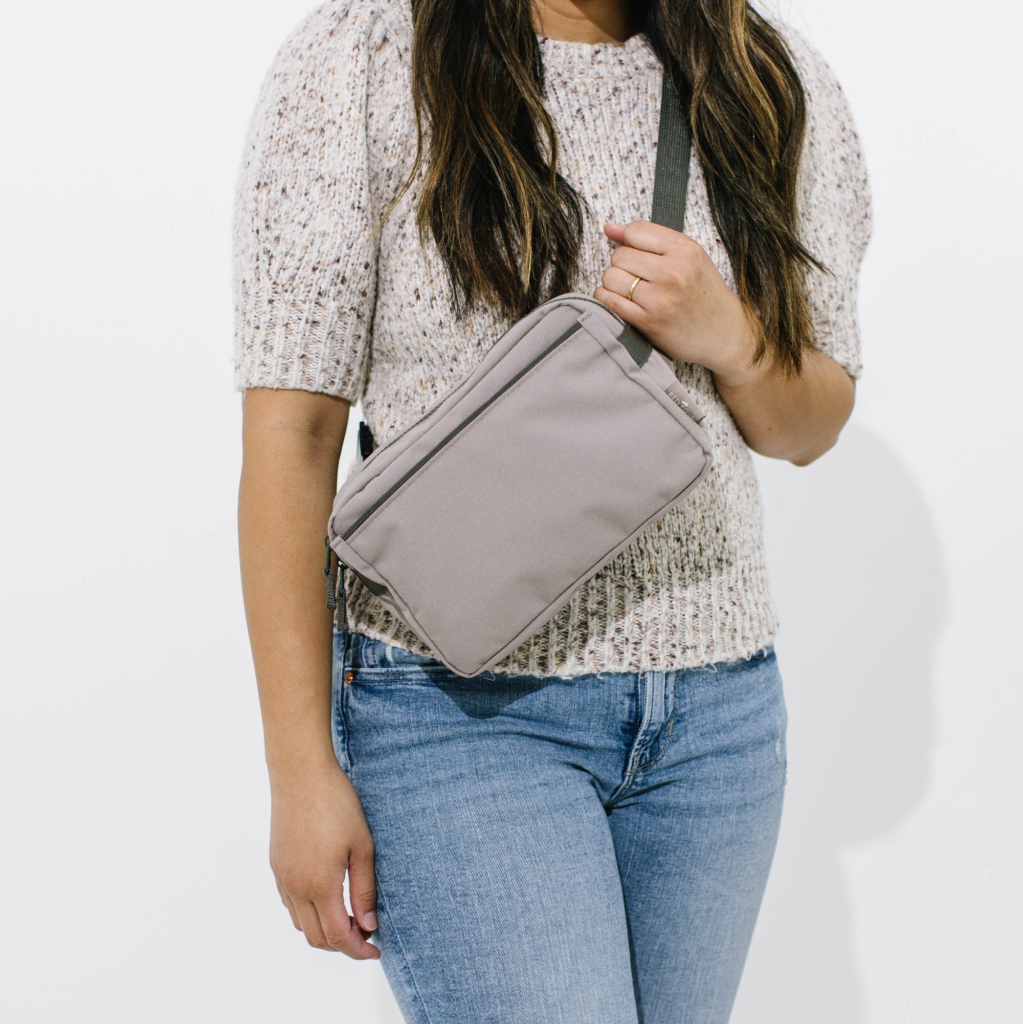 Red Rovr Joey Belt Bag - Truffle