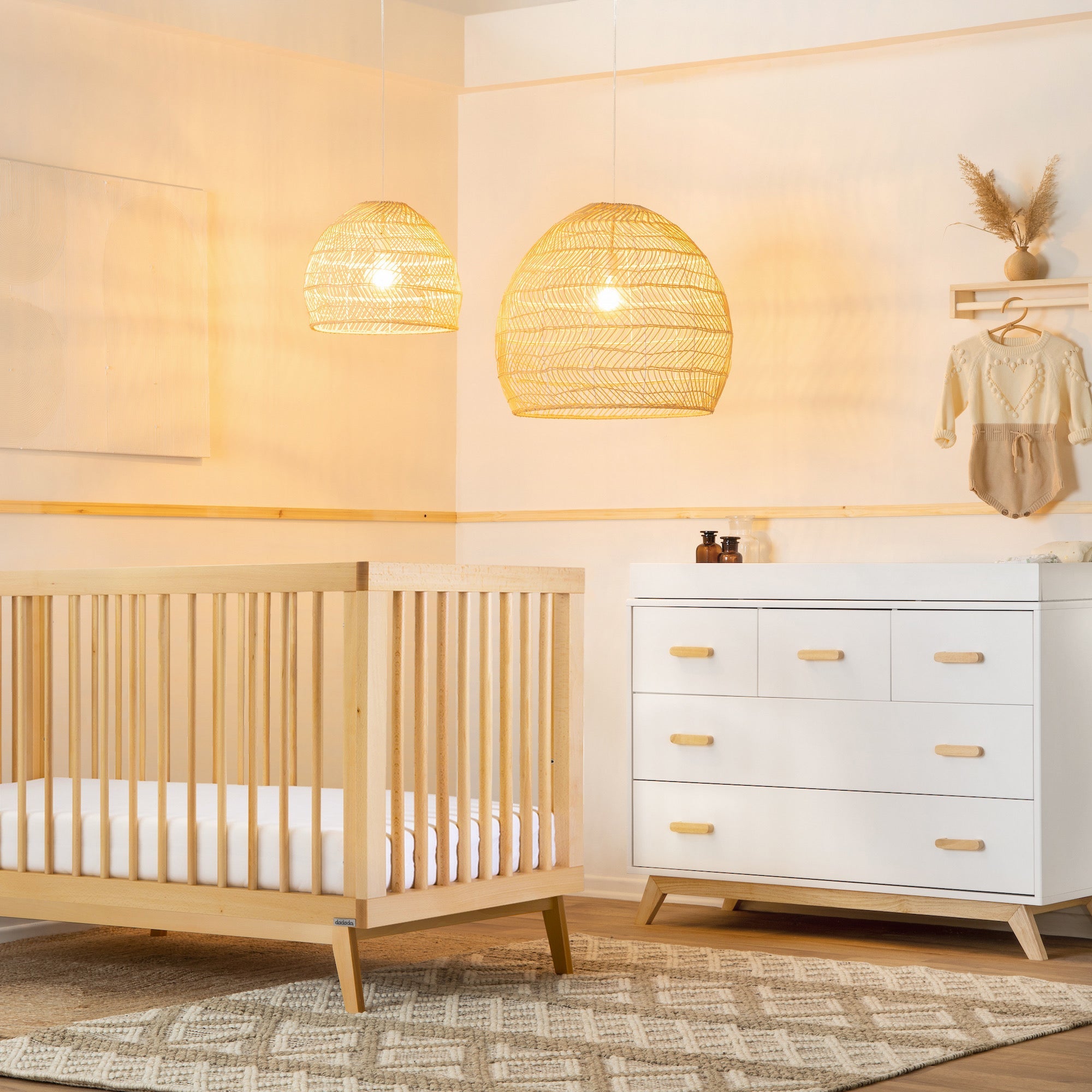 dadada Baby Soho 3-in-1 Convertible Crib