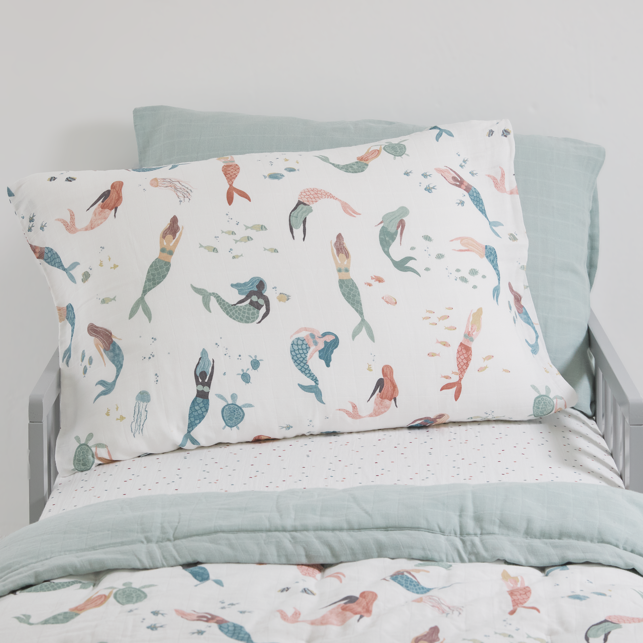 Organic Muslin 20 Throw Pillowcase