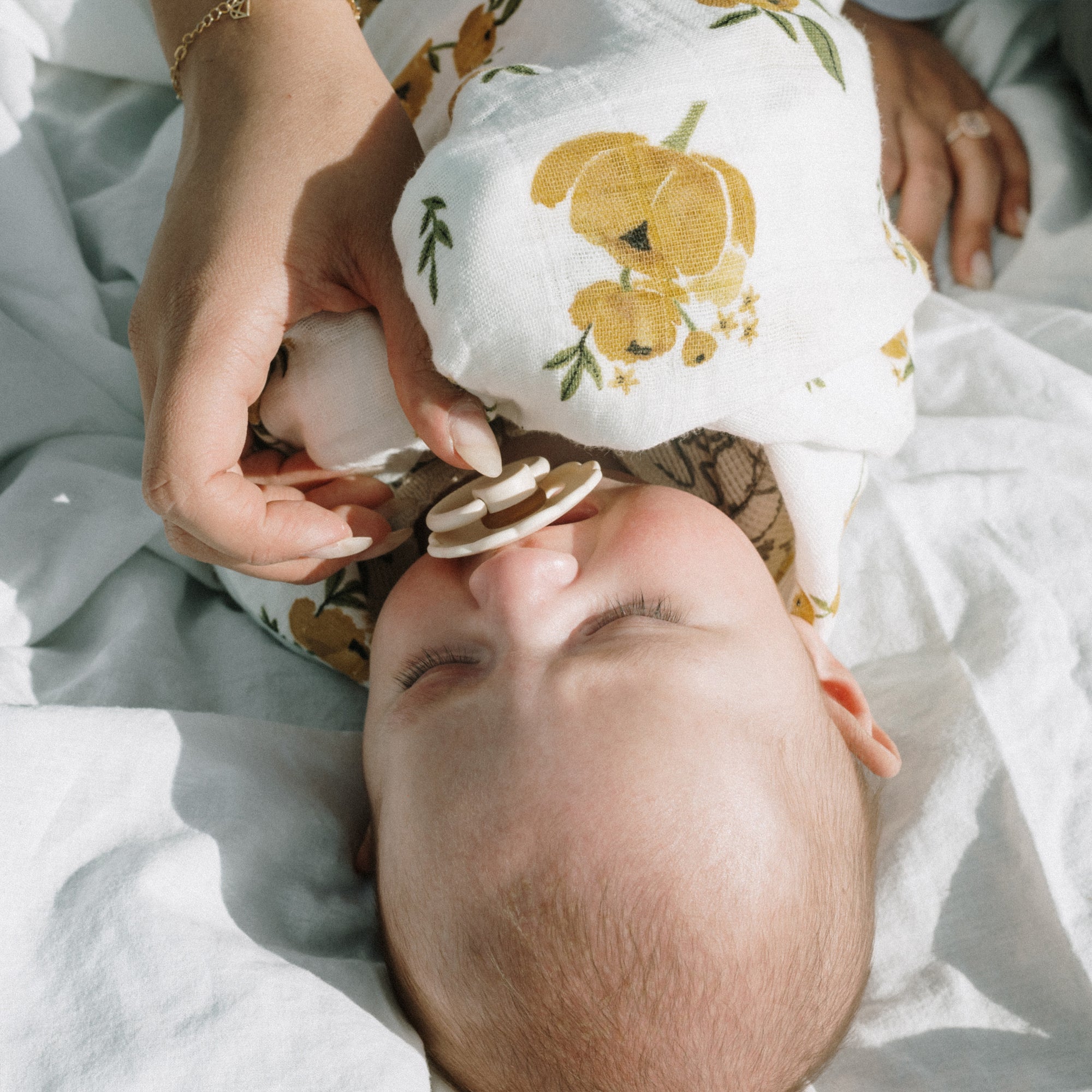 Organic Cotton Muslin Swaddle Blanket - Yellow Roses