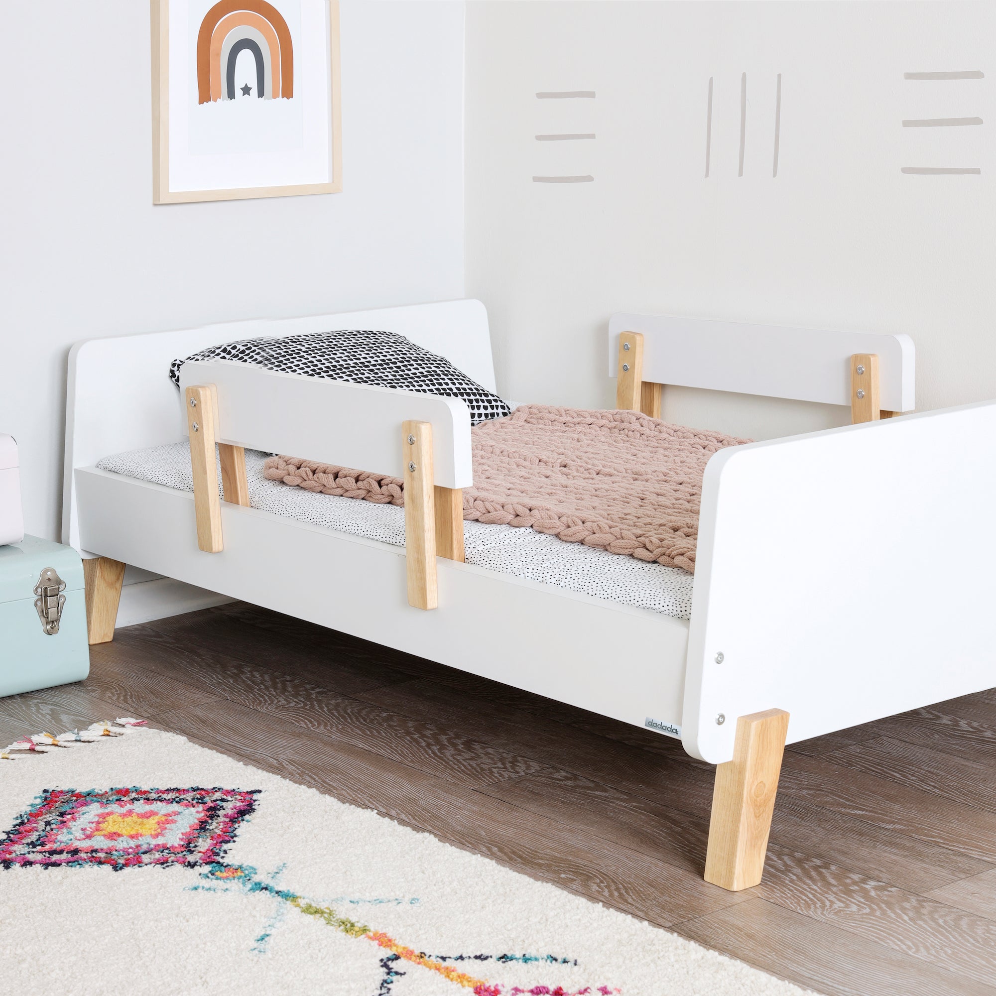dadada Baby Muse Toddler Bed
