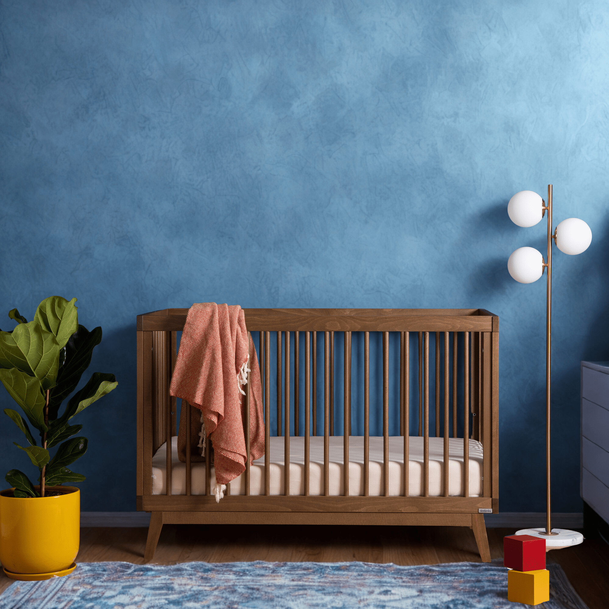 dadada Baby Soho 3-in-1 Convertible Crib