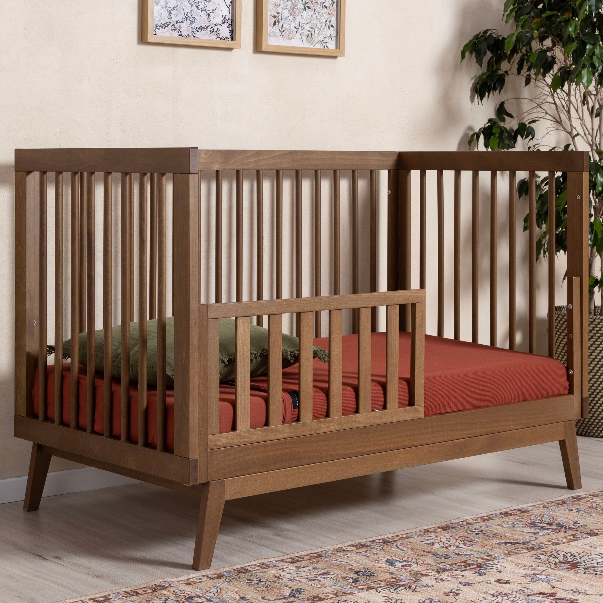dadada Baby Soho 3-in-1 Convertible Crib