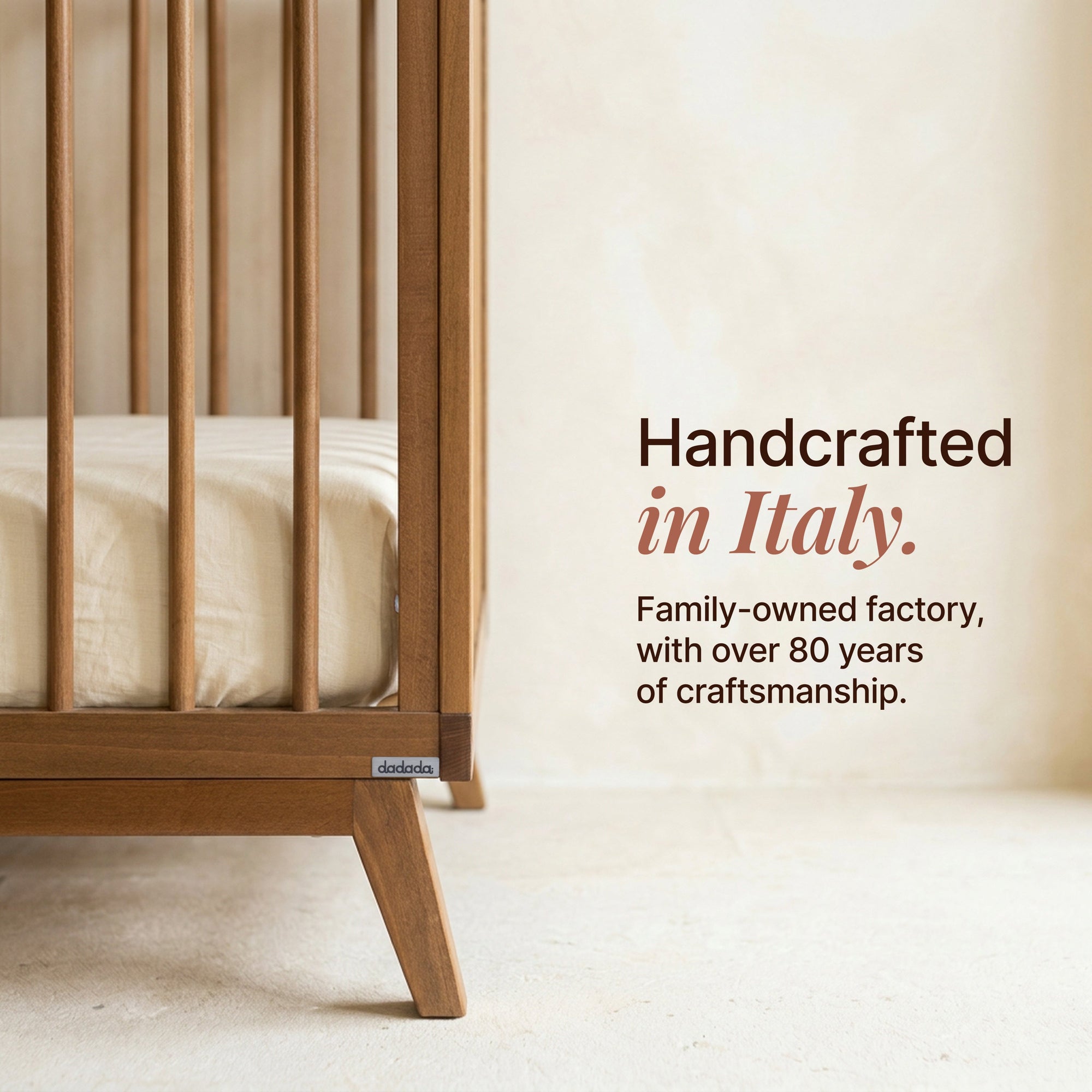 dadada Baby Soho 3-in-1 Convertible Crib