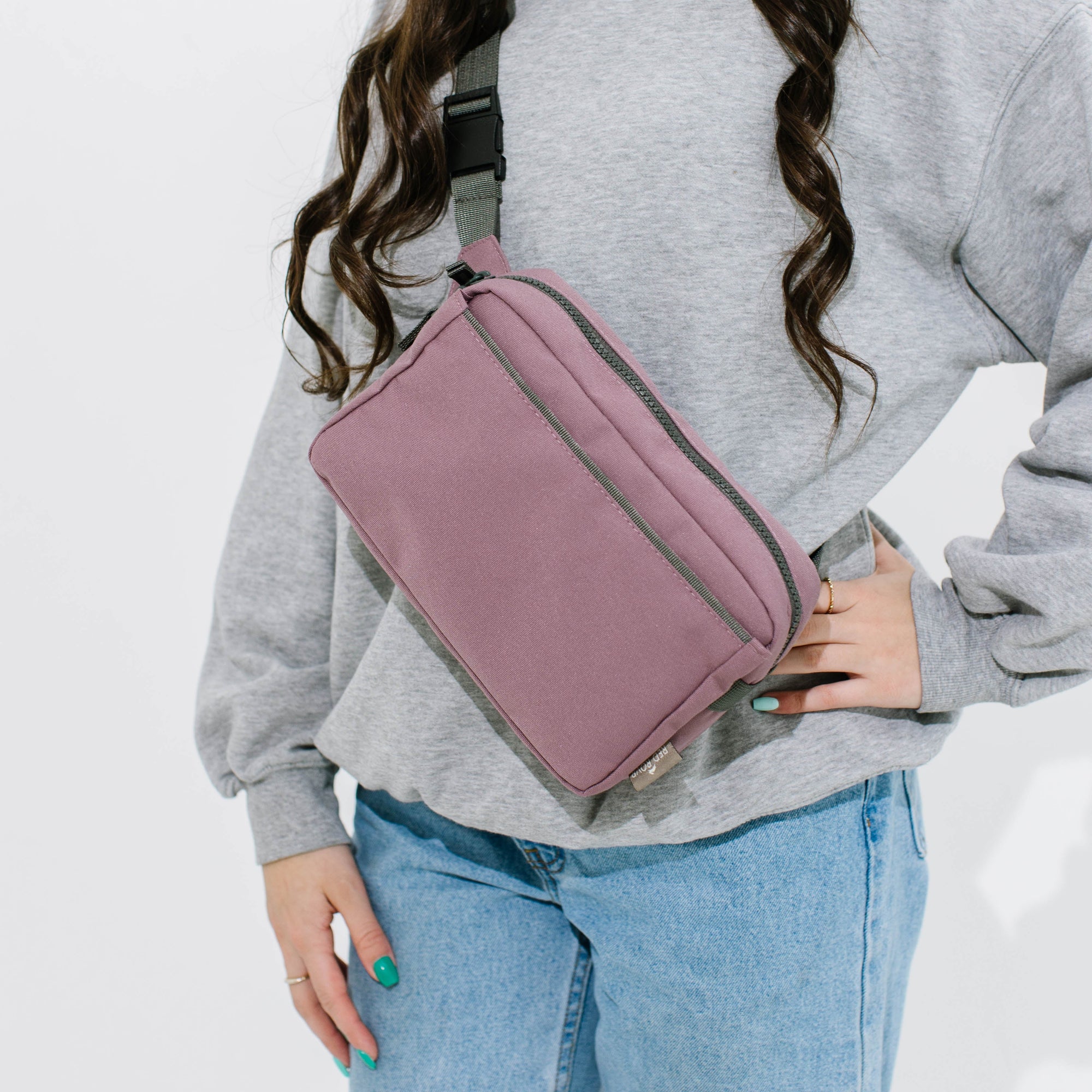 Red Rovr Joey Belt Bag - Mauve