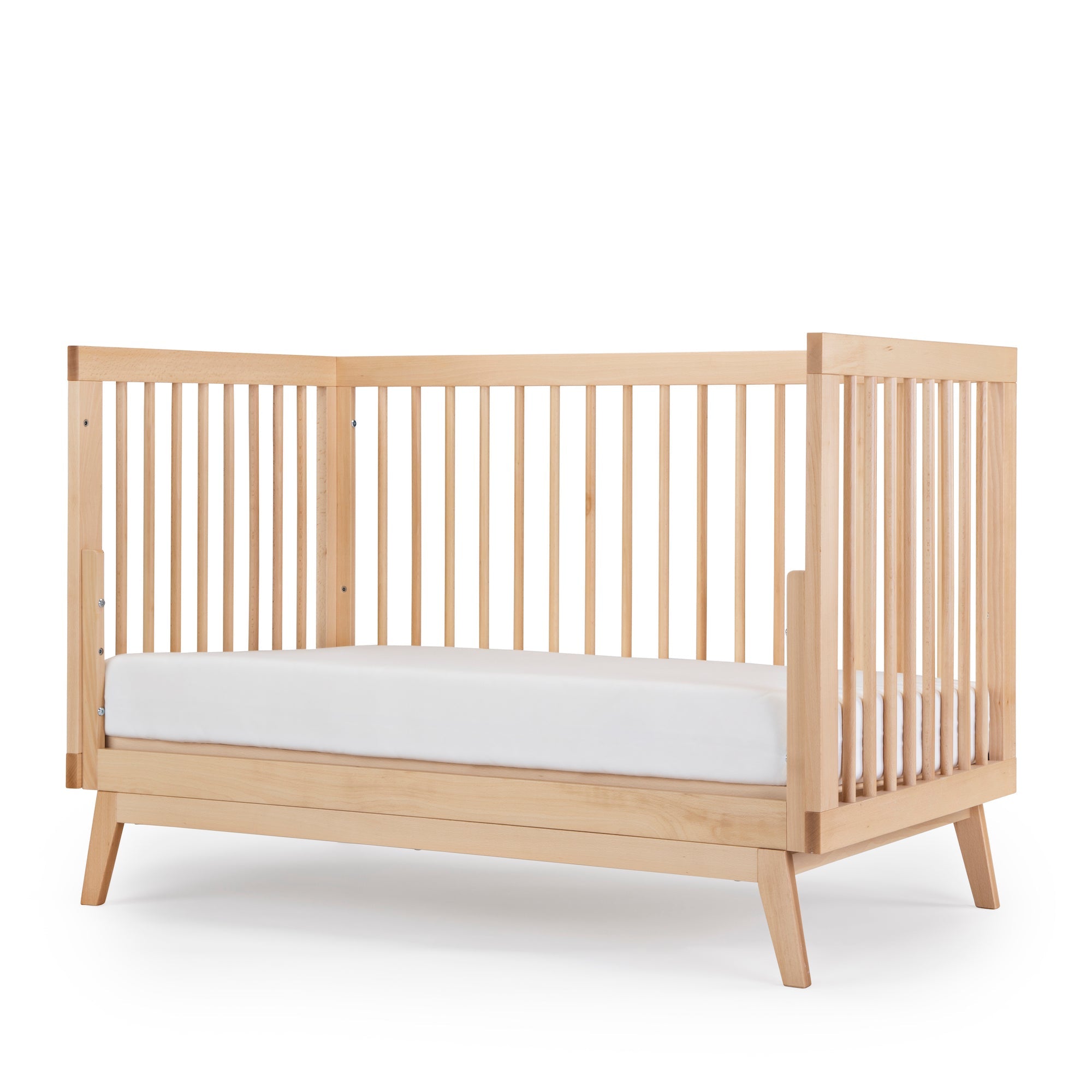 dadada Baby Soho 3-in-1 Convertible Crib