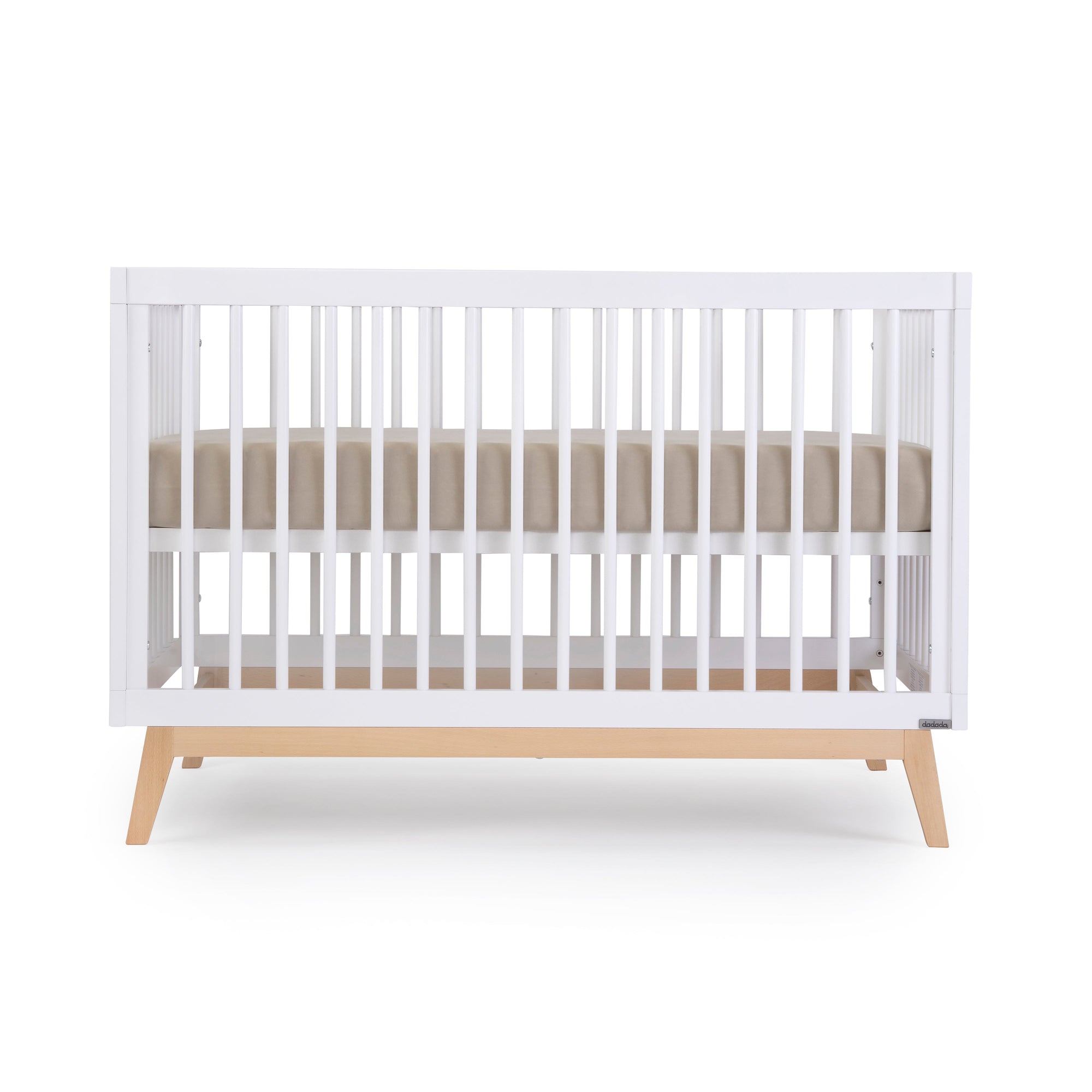 dadada Baby Soho 3-in-1 Convertible Crib