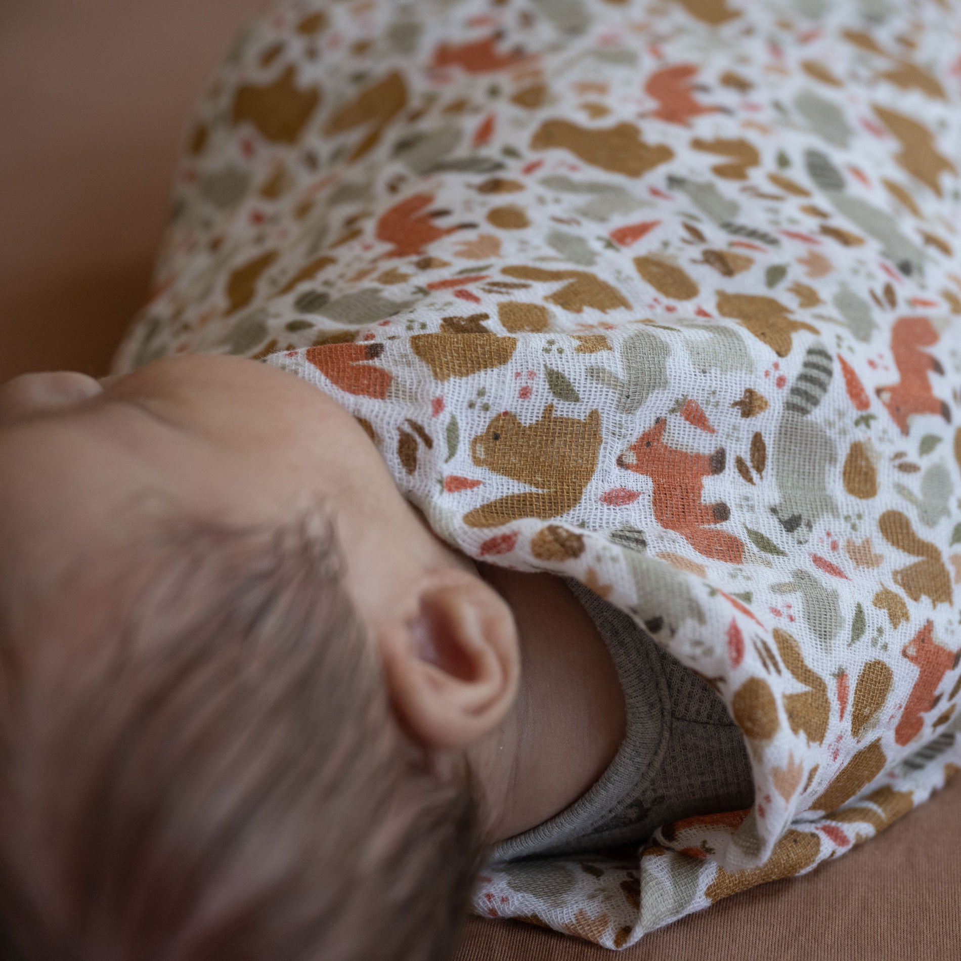 Fall baby hot sale swaddle