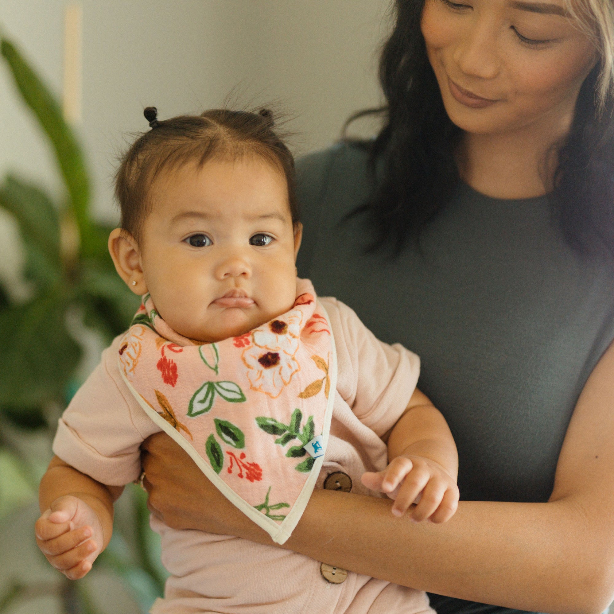 Cotton Muslin + Fleece Bandana Bib 4 Pack - Vintage Floral