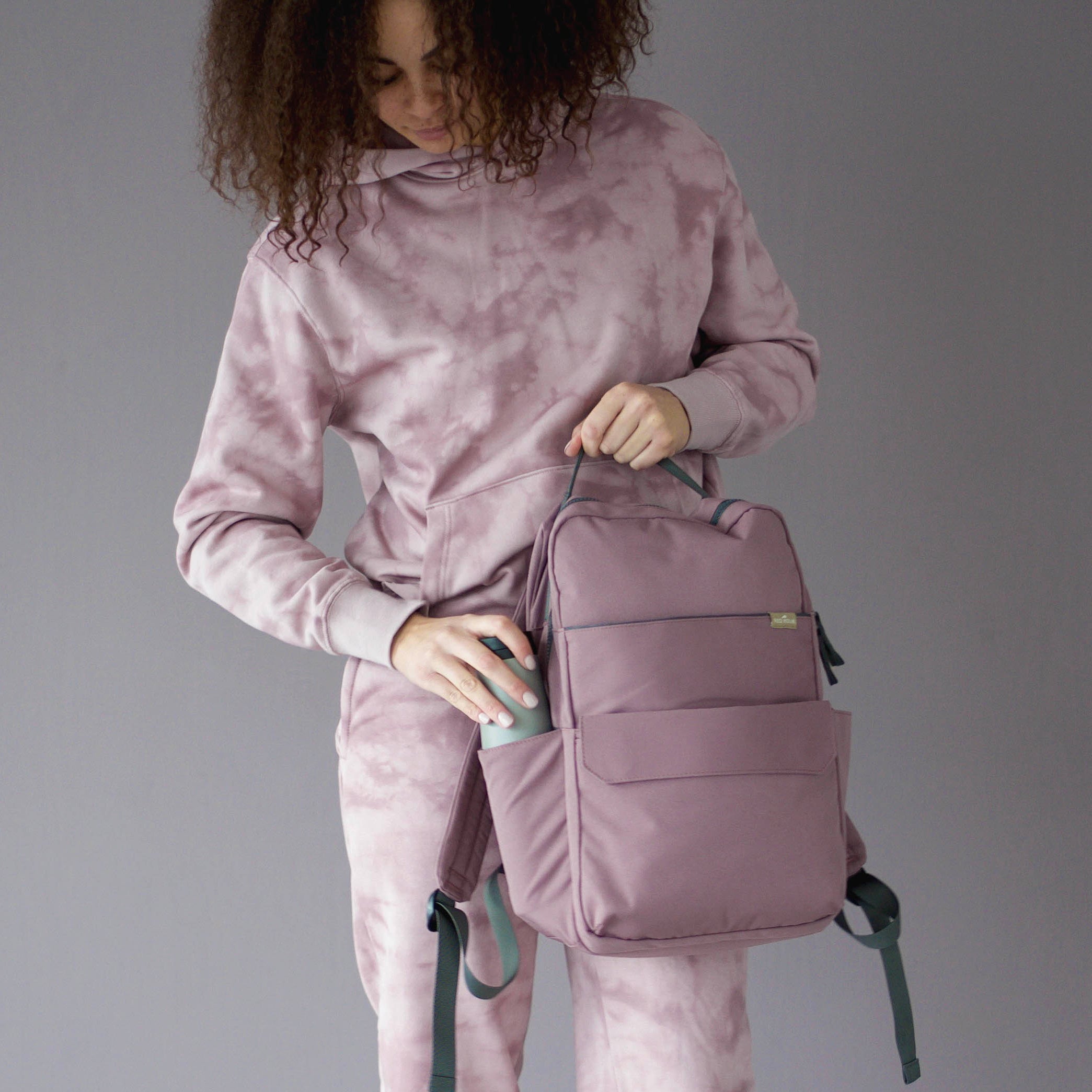 Red Rovr® Roo Backpack - Mauve