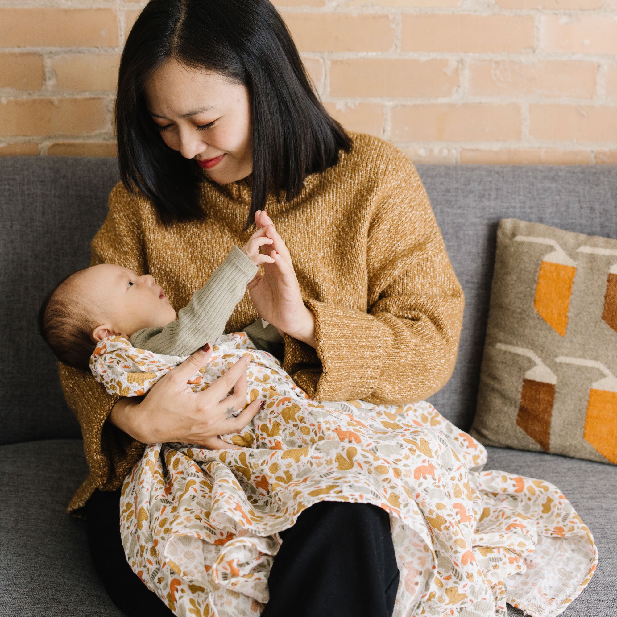 Fall baby hot sale swaddle