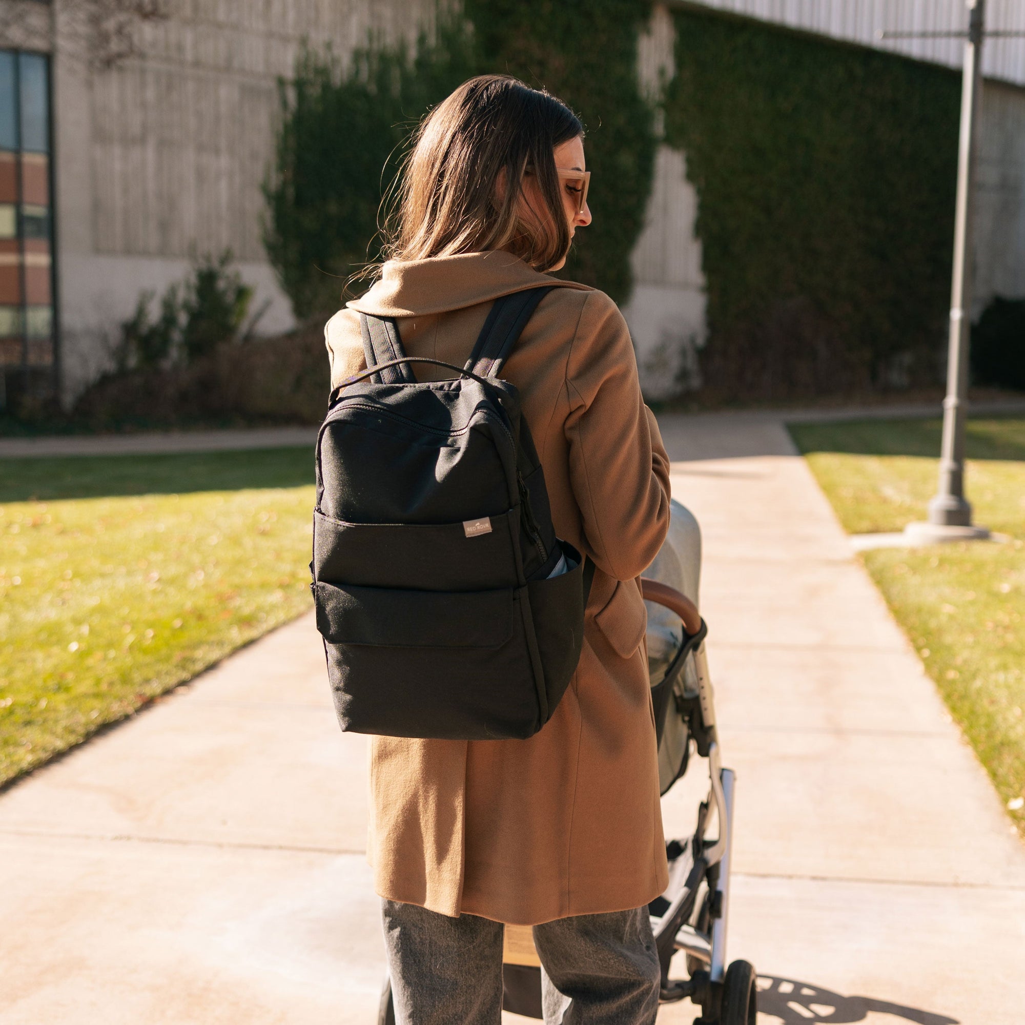 Red Rovr Roo Backpack - Black