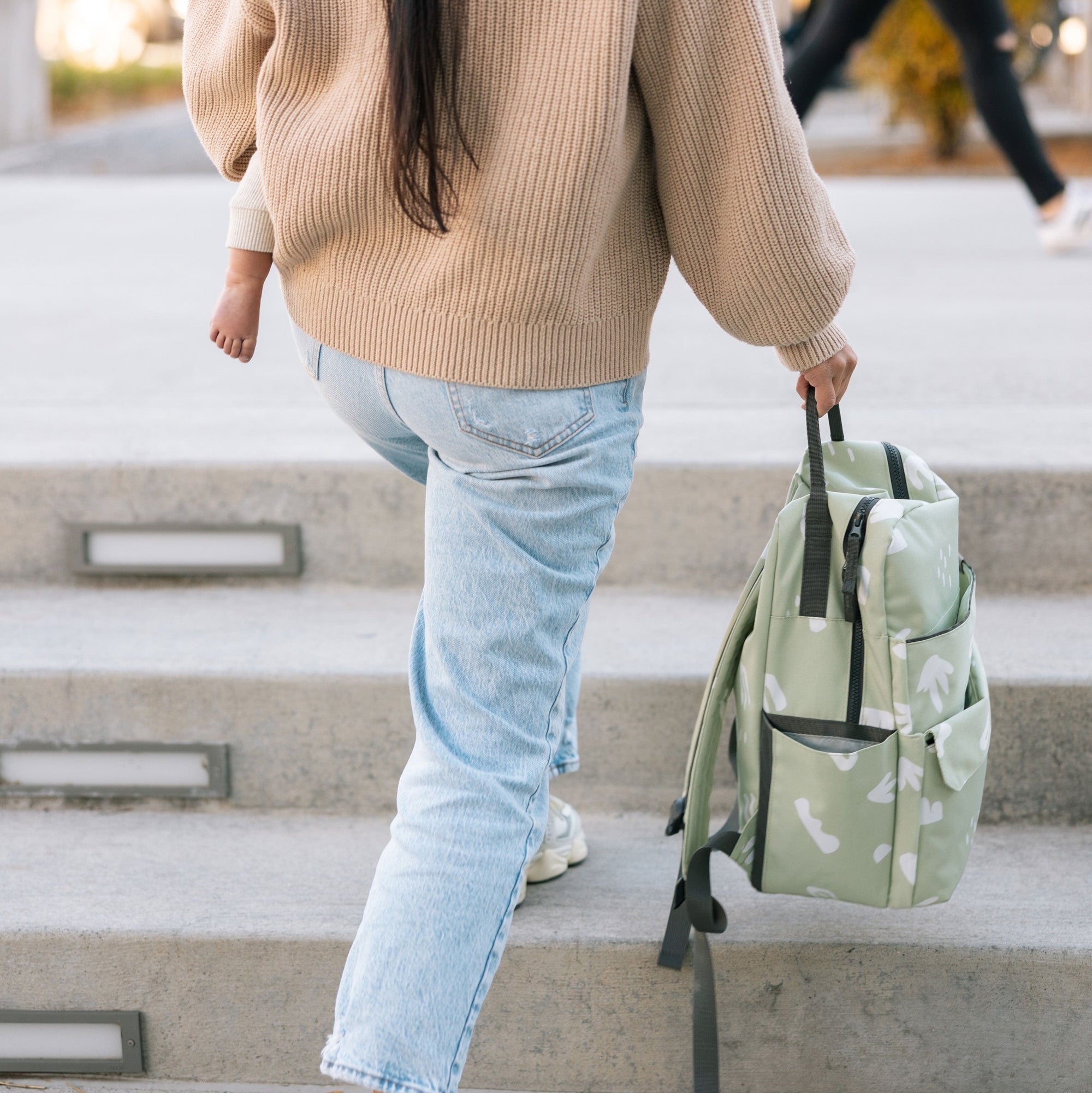 Red Rovr® Roo Backpack - Pear Doodle