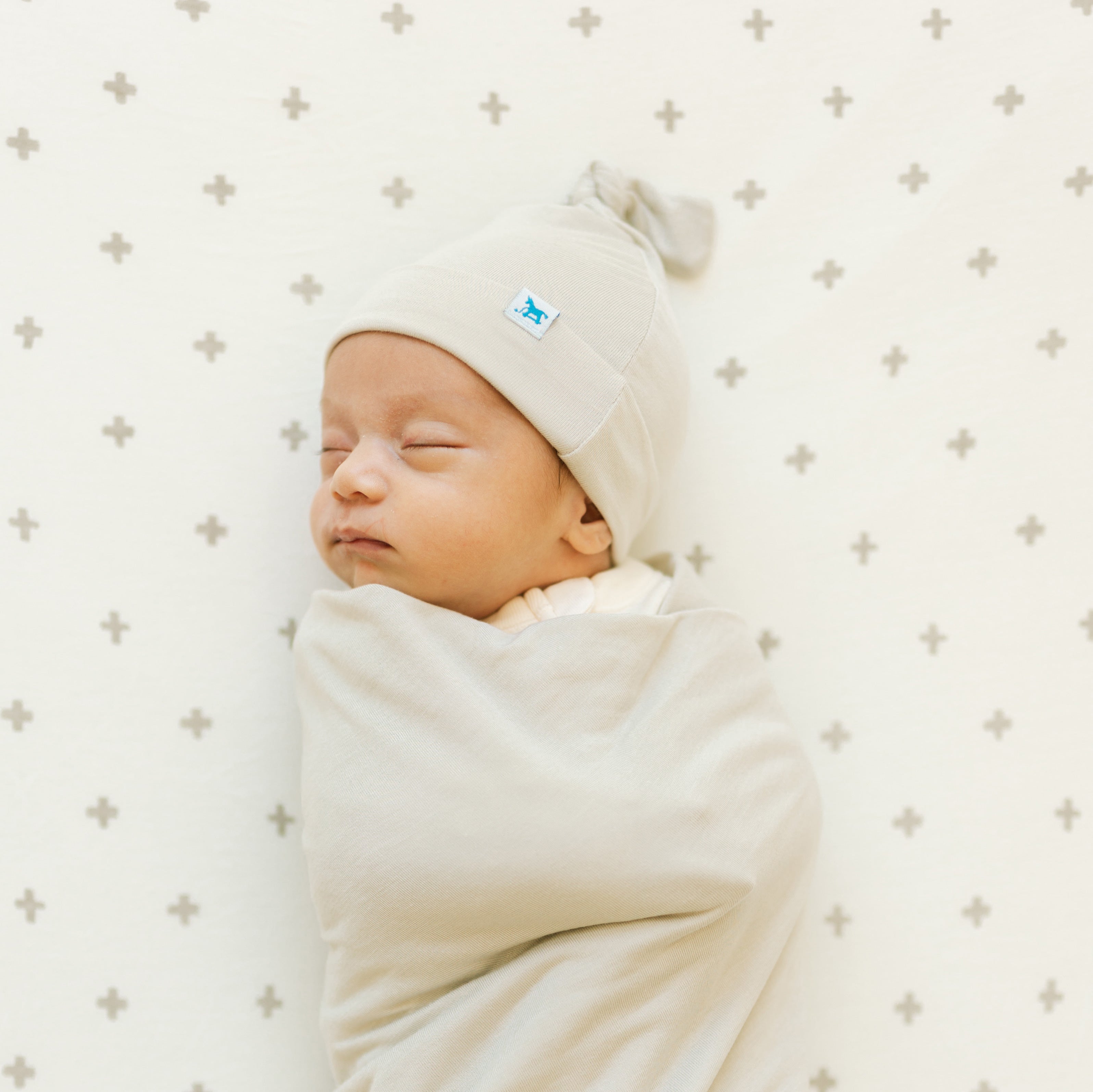 White swaddle 2024 and hat