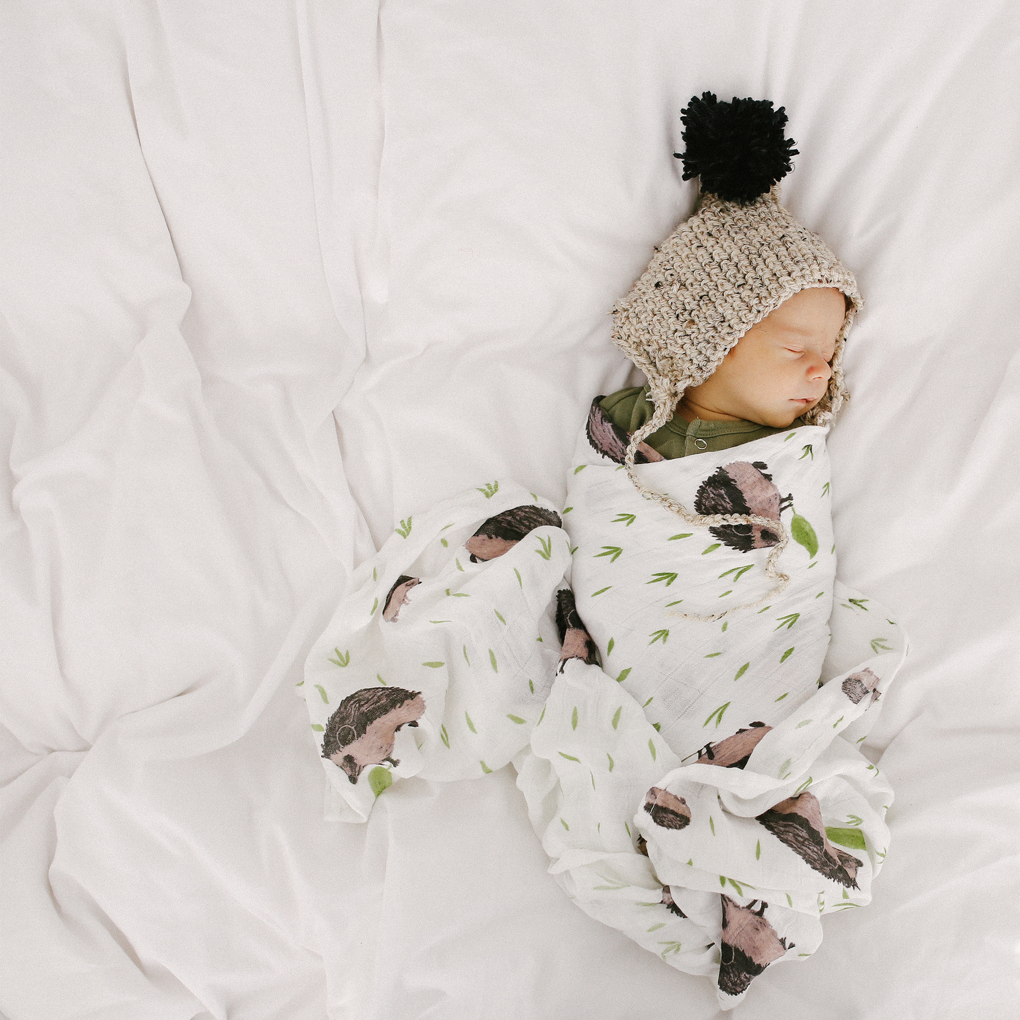 Deluxe Muslin Swaddle Blanket - Hedgehog