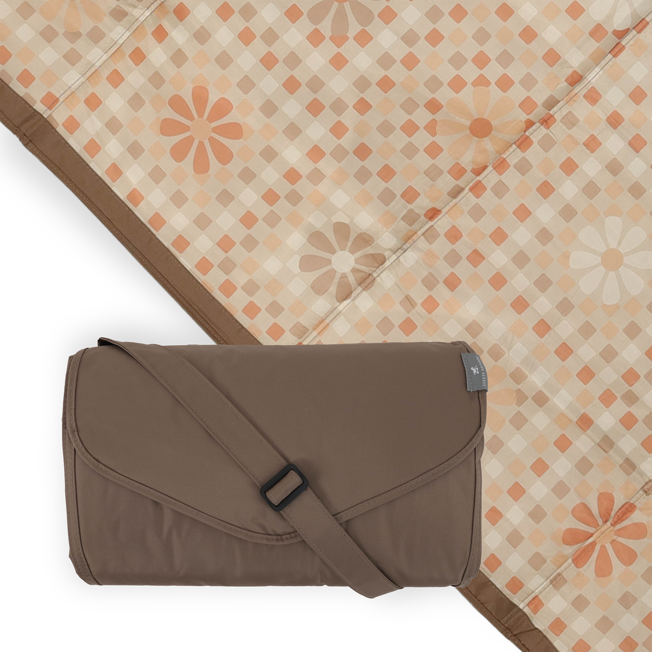 Mod Daisy Outdoor Blanket | Water-Resistant Picnic Blankets