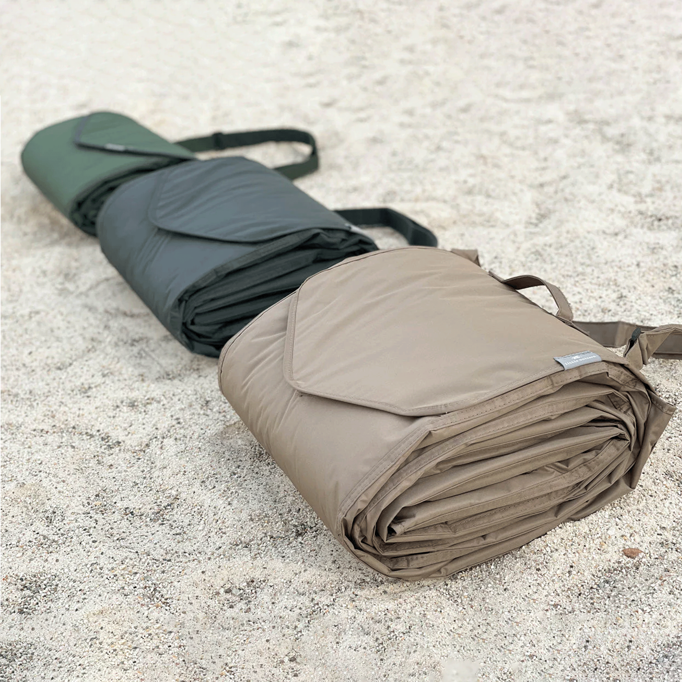 Outdoor Blanket - Navy Plaid