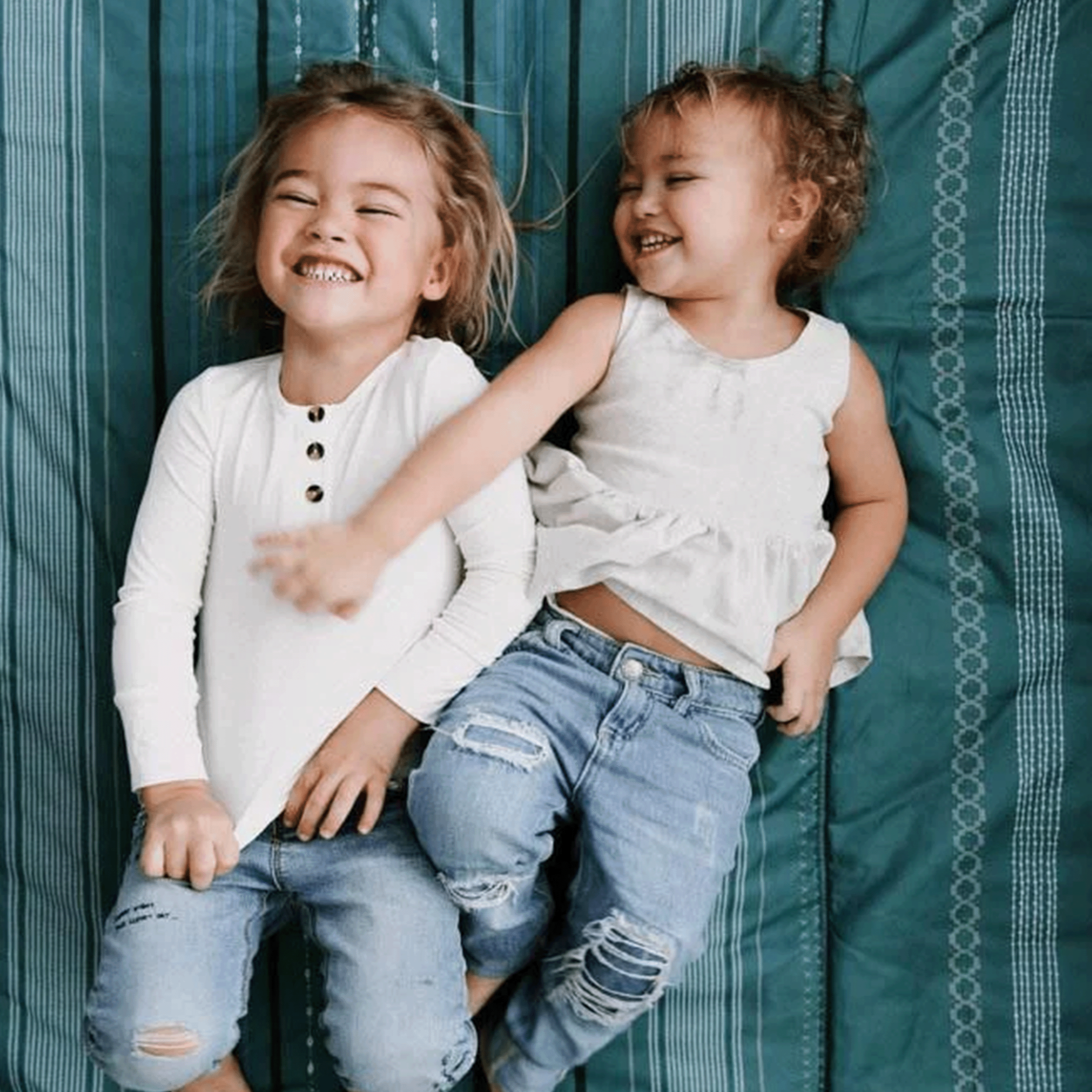 Little unicorn picnic online blanket