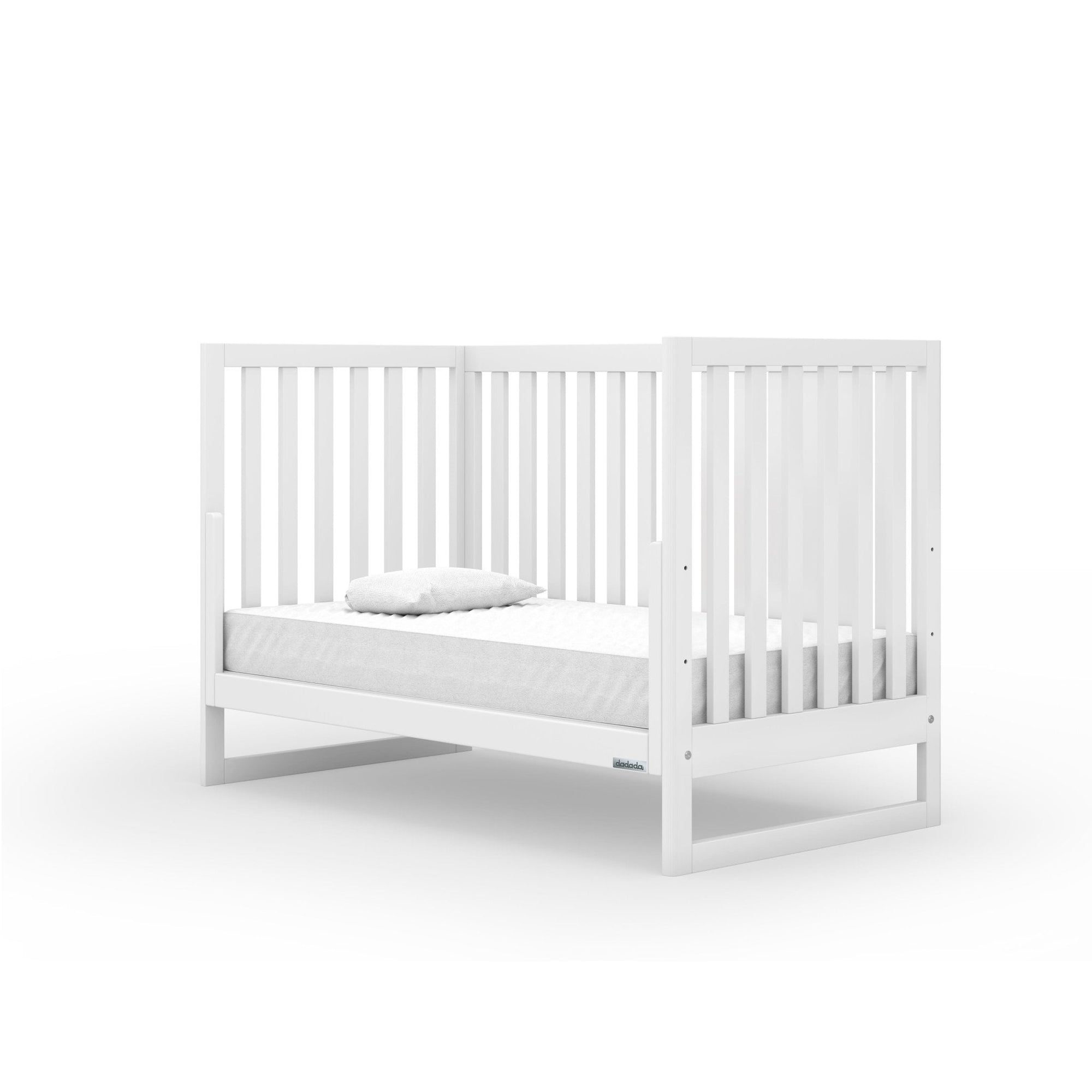 dadada Baby Austin 3-in-1 Convertible Crib