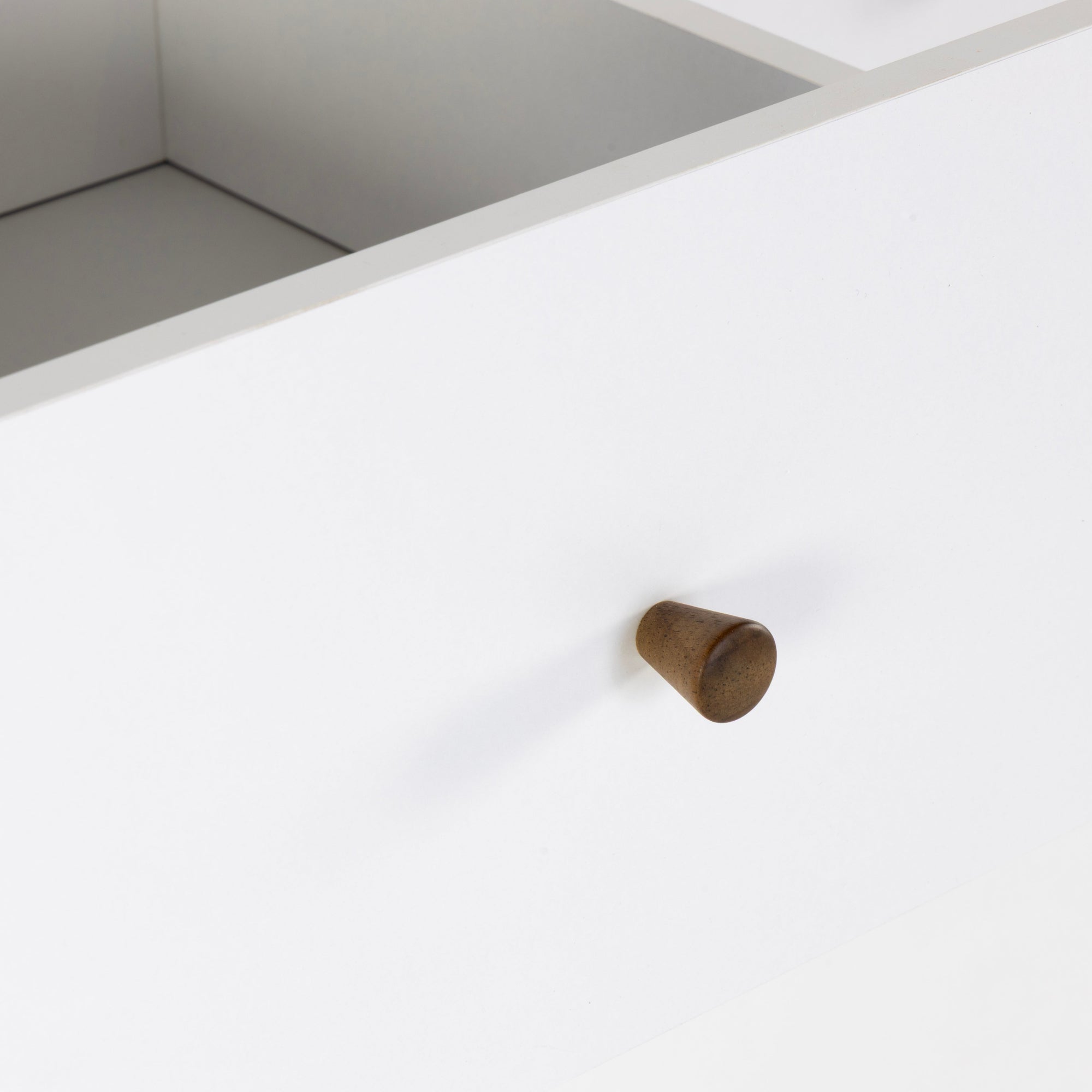 dadada Baby Austin 5-Drawer Nursery Dresser