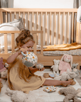dadada Baby Bliss 4-in-1 Convertible Crib
