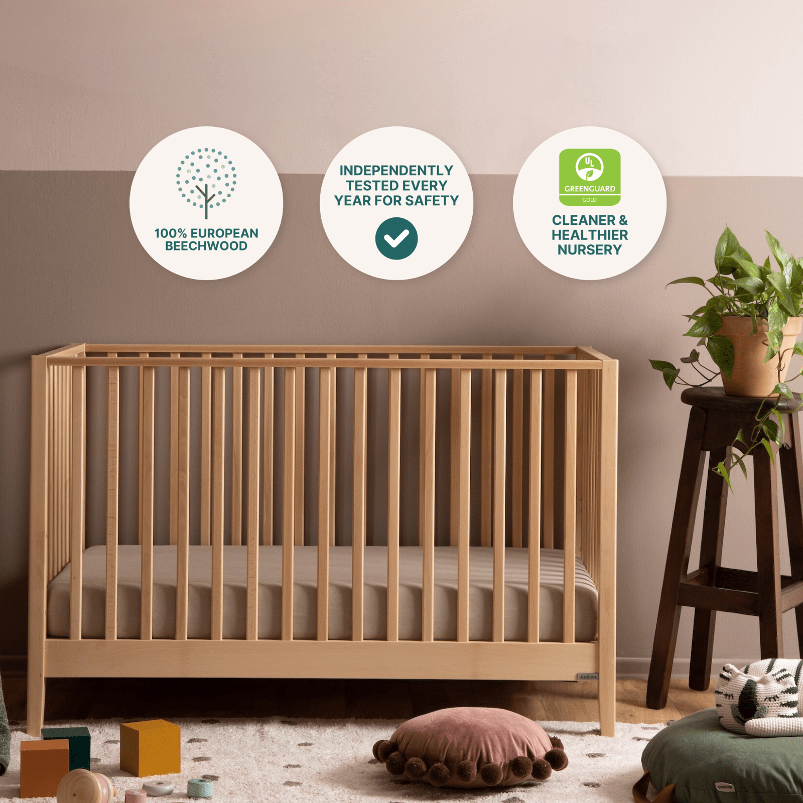dadada Baby LaLa 3-in-1 Convertible Crib