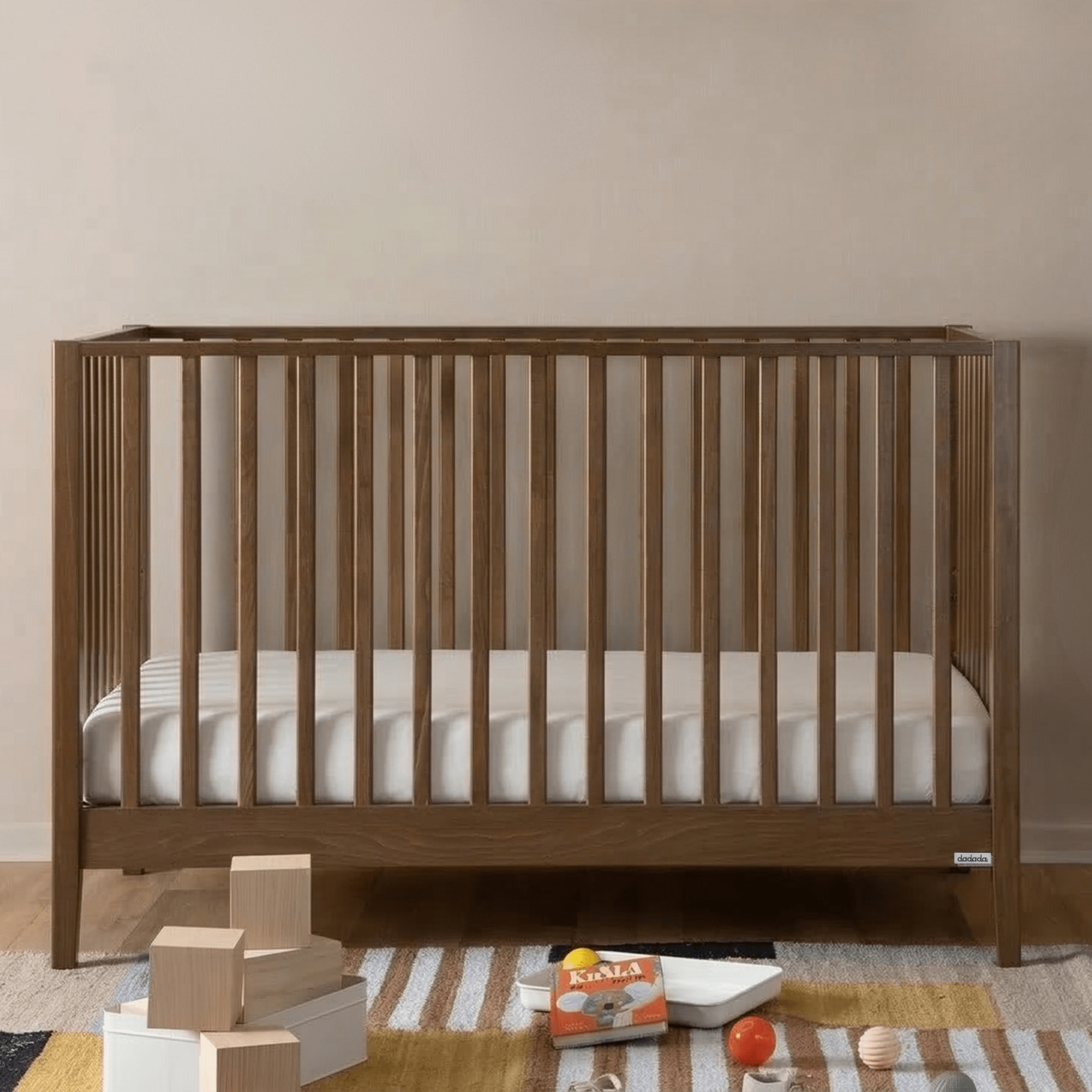 dadada Baby LaLa 3-in-1 Convertible Crib