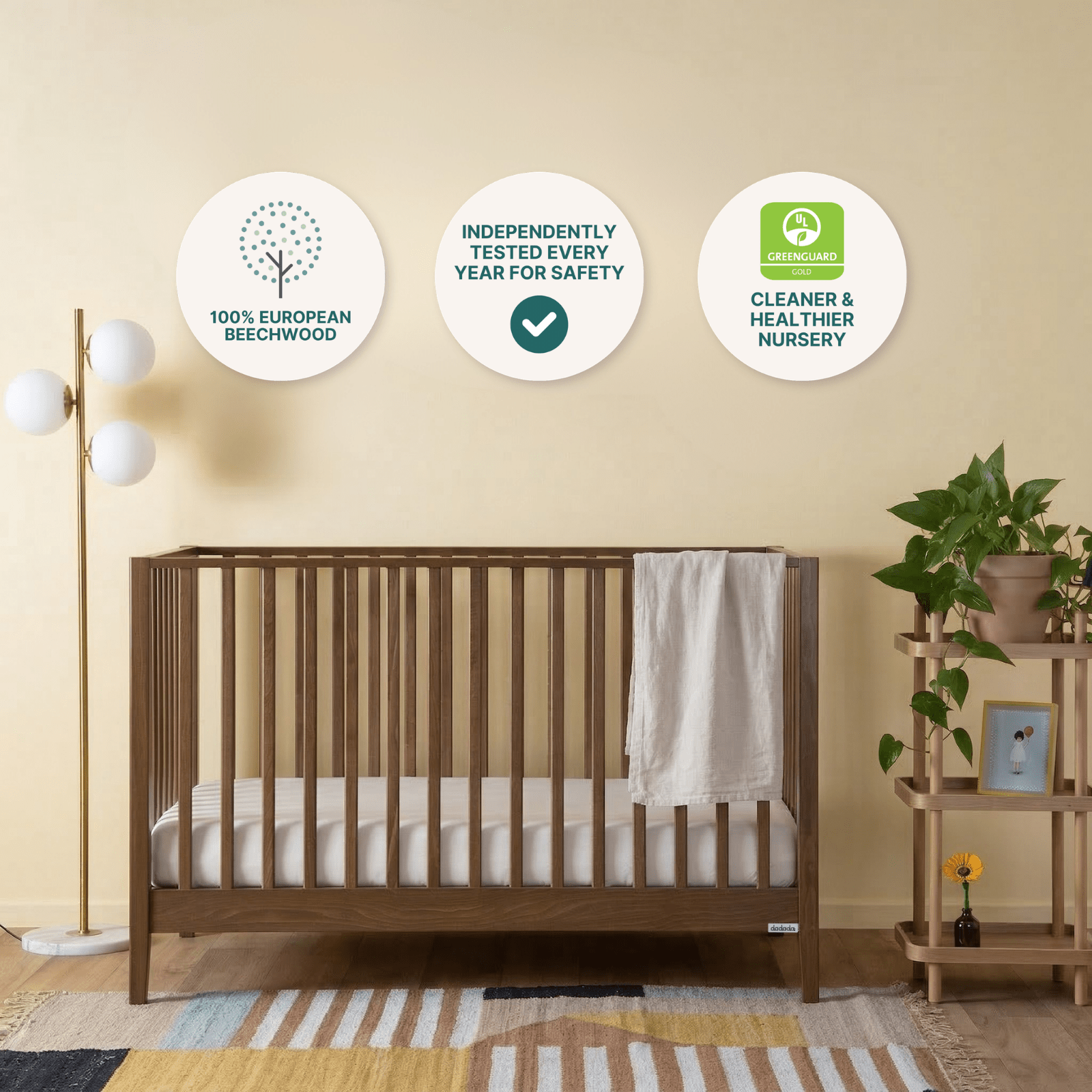 dadada Baby LaLa 3-in-1 Convertible Crib