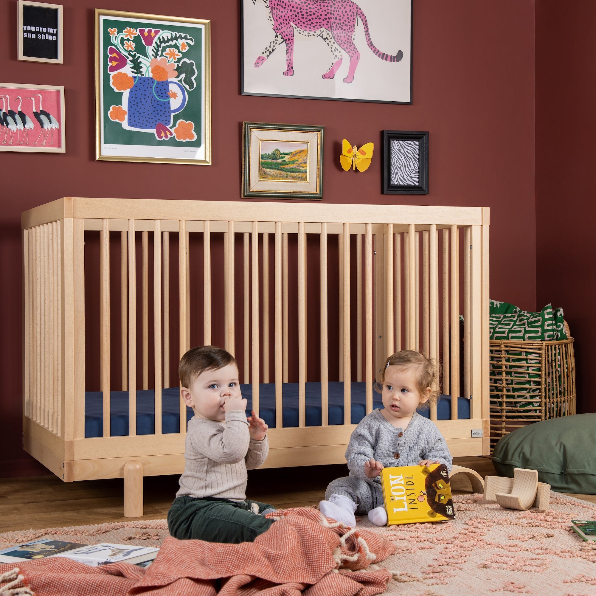 dadada Baby Bliss 4-in-1 Convertible Crib