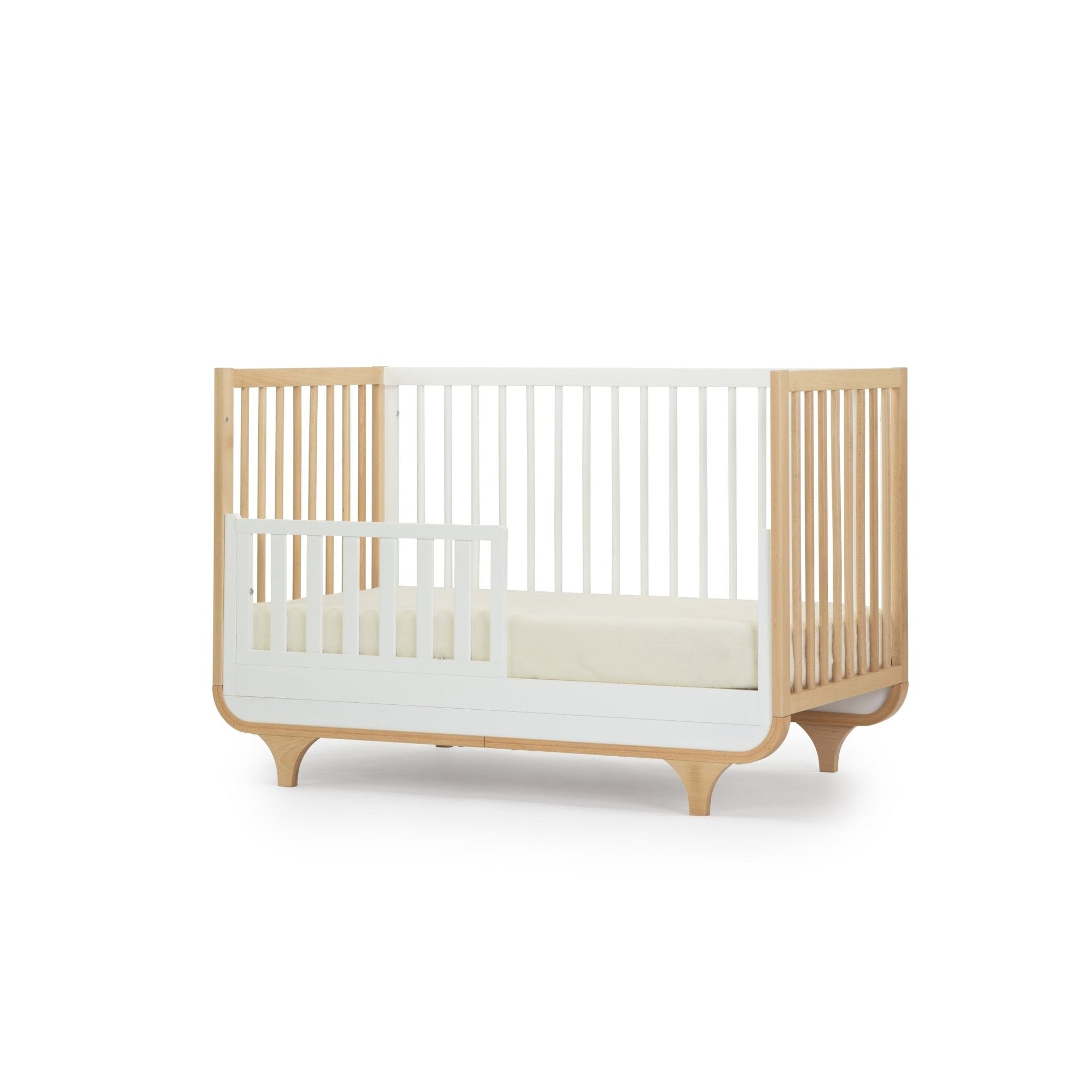 dadada Baby Jolly 3-in-1 Convertible Crib