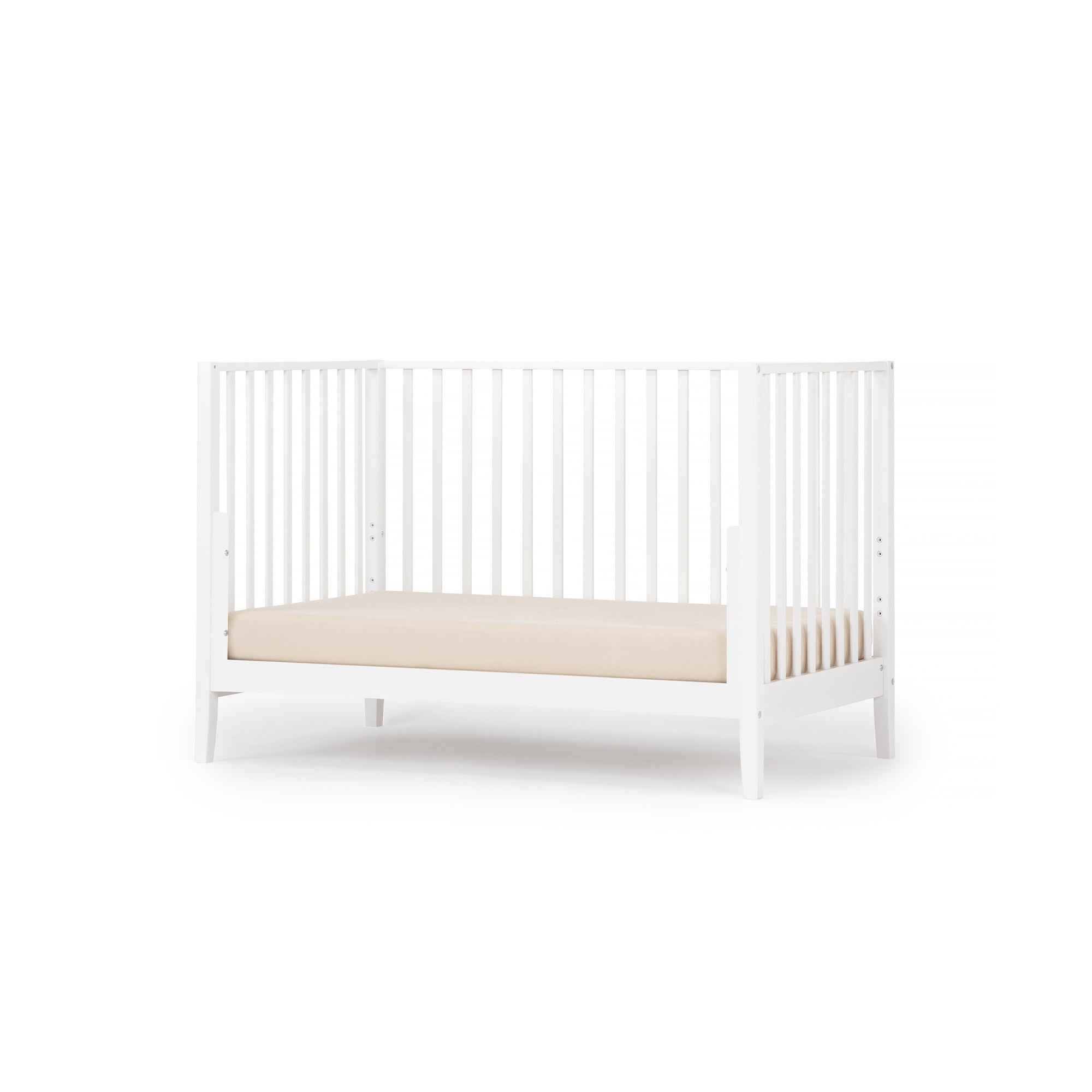 dadada Baby LaLa 3-in-1 Convertible Crib