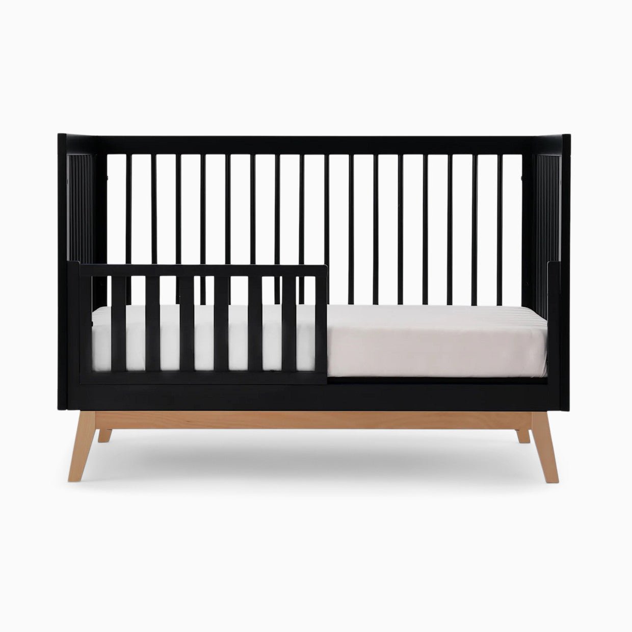 dadada Baby Soho 3-in-1 Convertible Crib