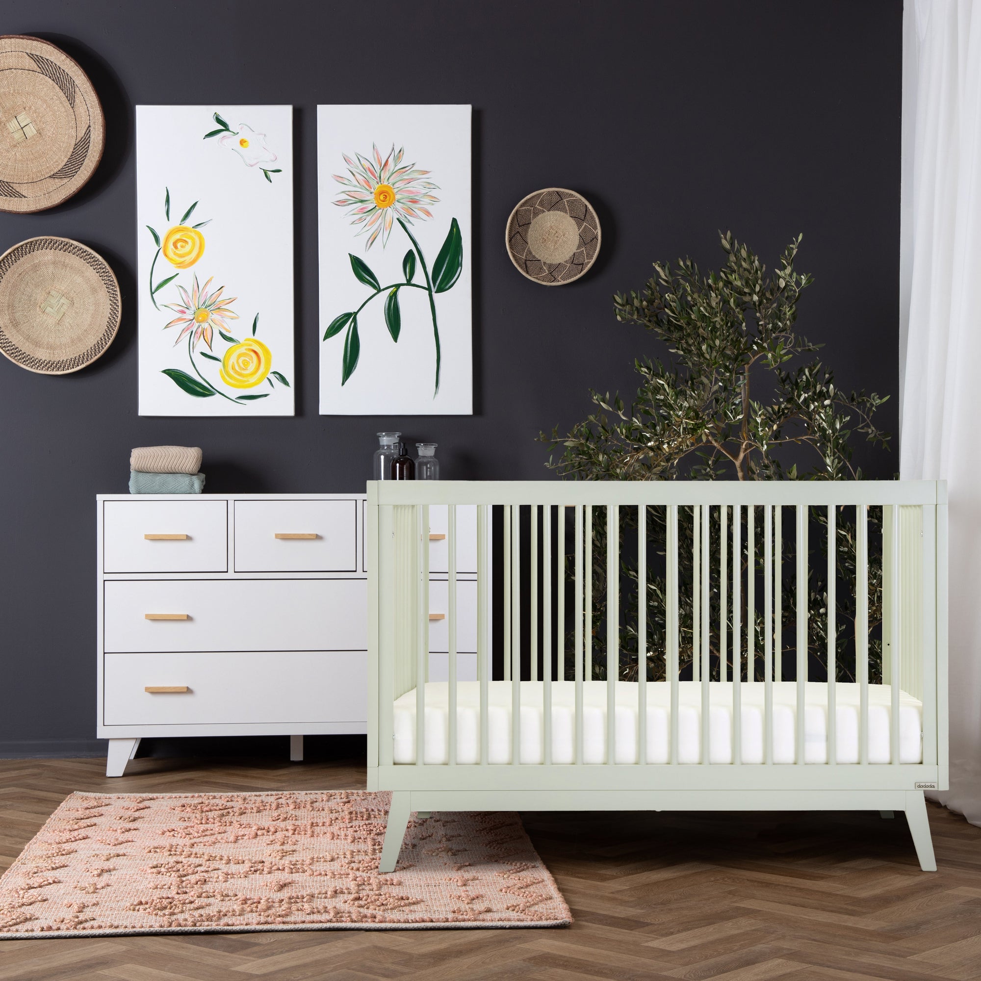 dadada Baby Soho 3-in-1 Convertible Crib