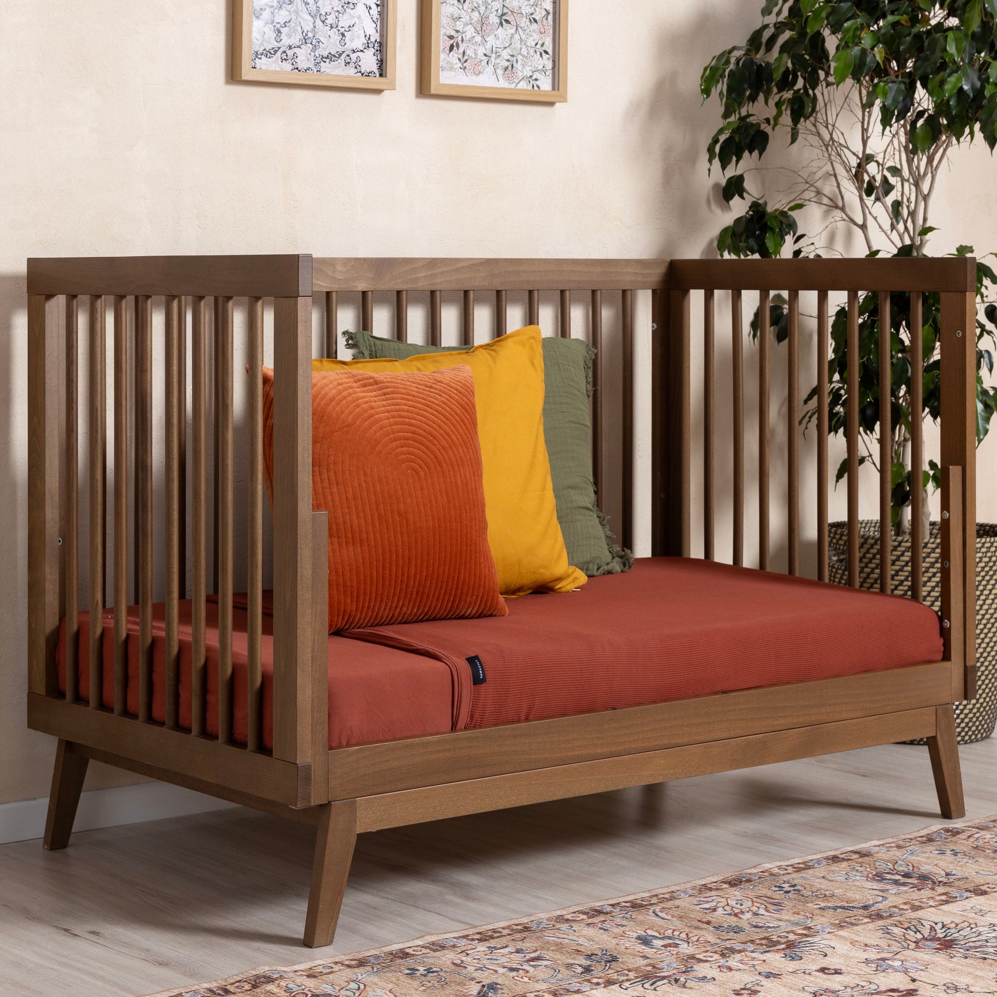 dadada Baby Soho 3-in-1 Convertible Crib