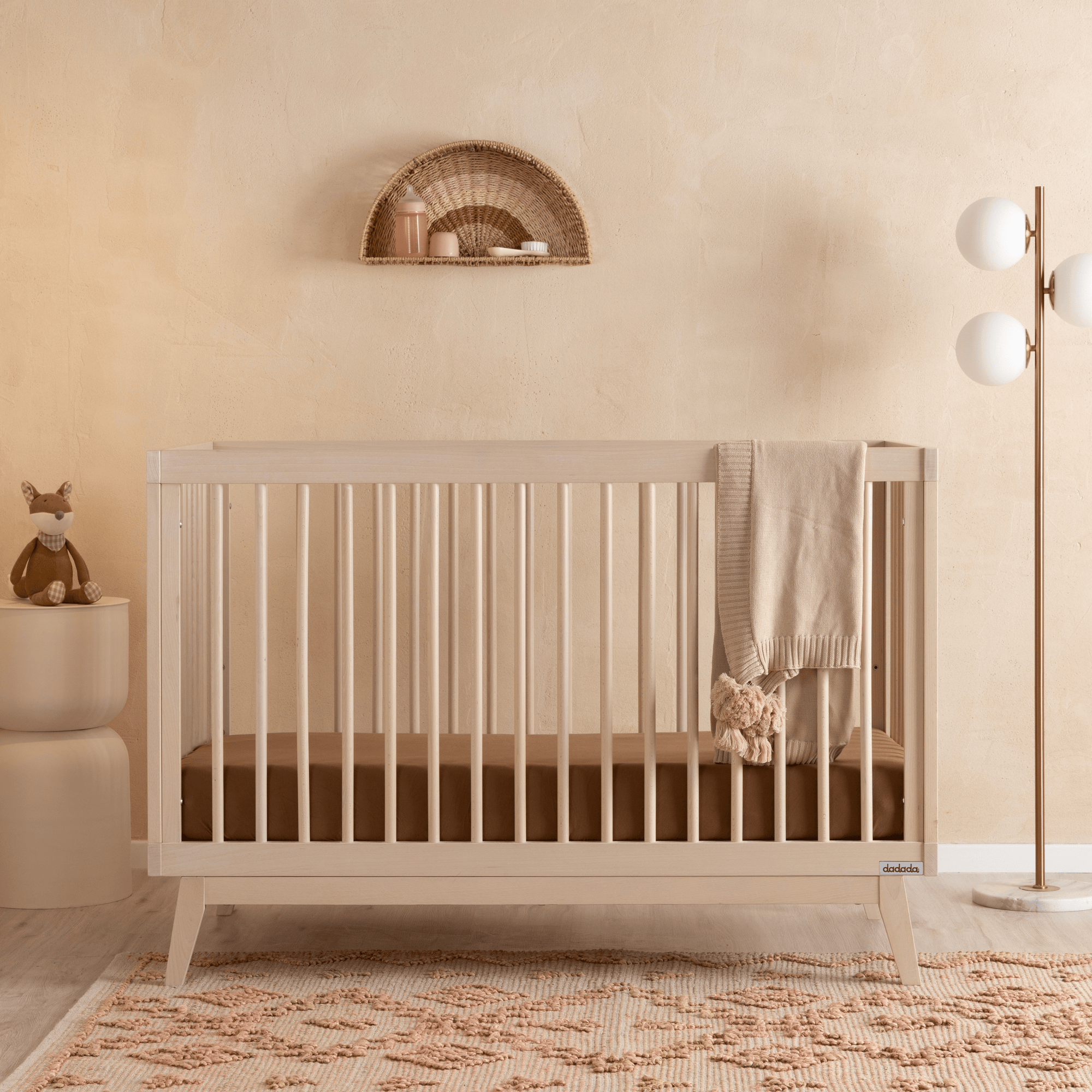 dadada Baby Soho 3-in-1 Convertible Crib