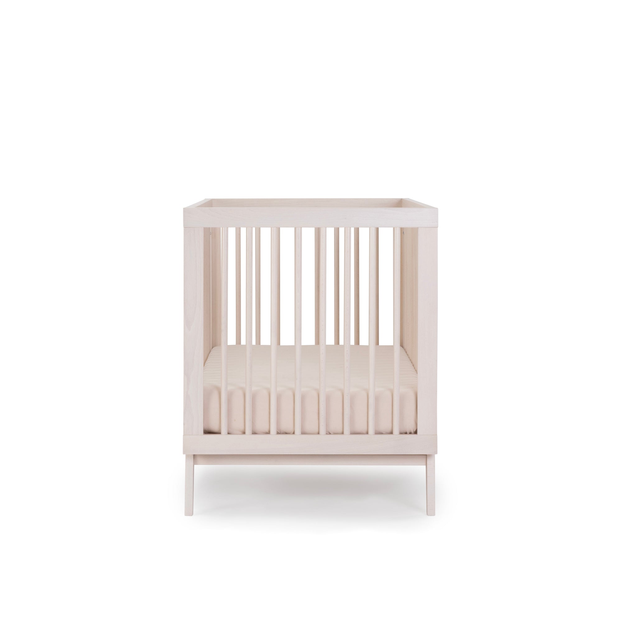 dadada Baby Soho 3-in-1 Convertible Crib