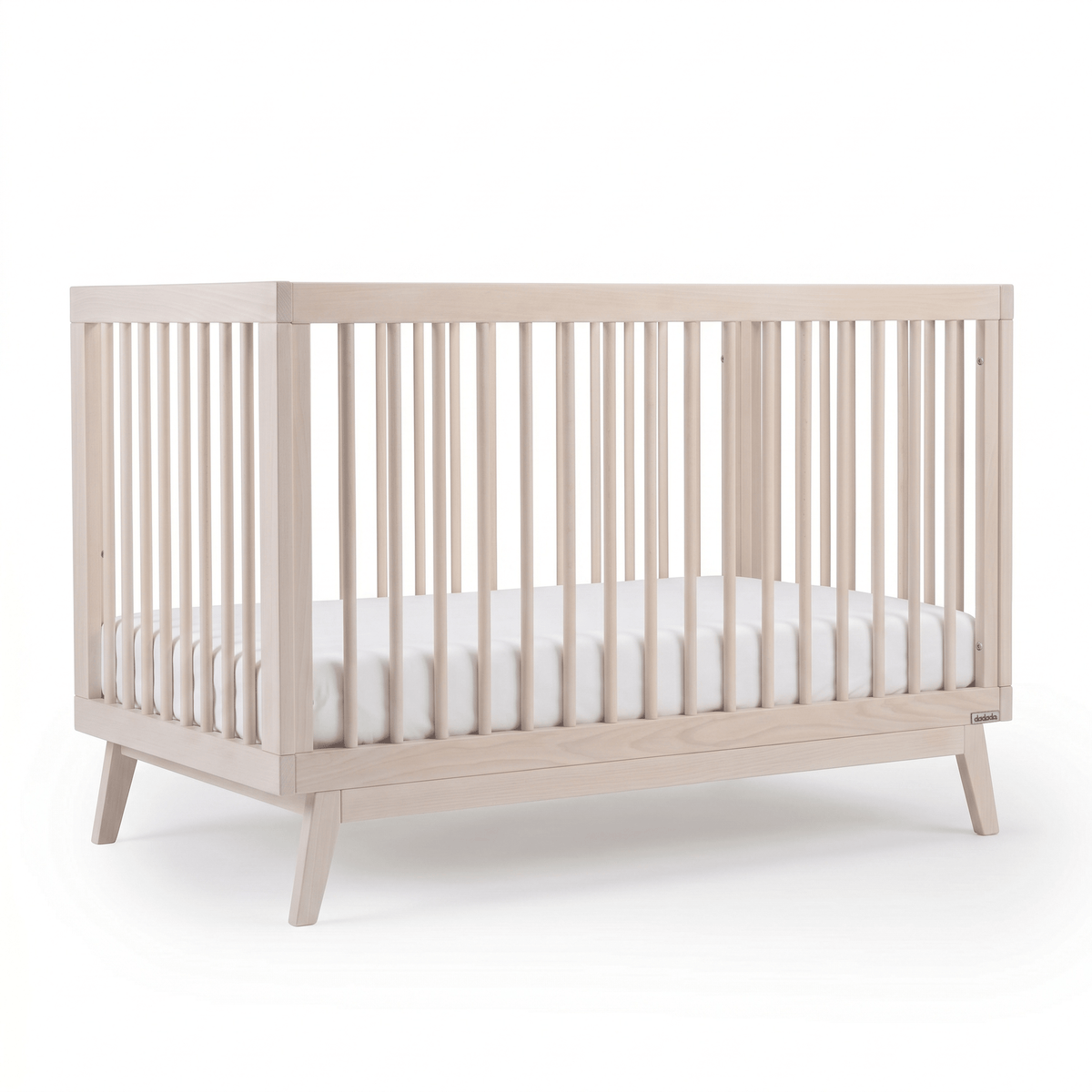 dadada Baby Soho 3-in-1 Convertible Crib