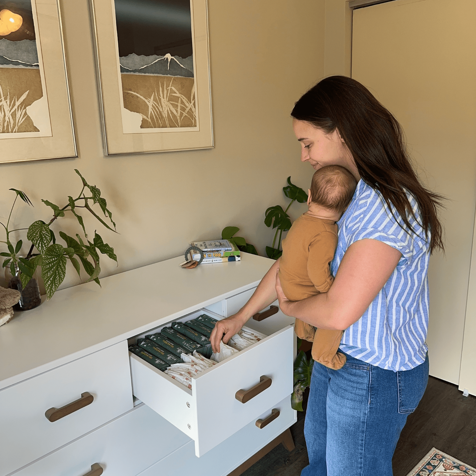 dadada Baby Soho 5-Drawer Nursery Dresser