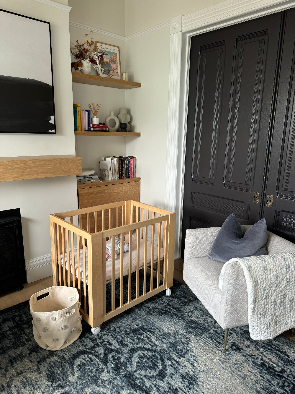 dadada Baby Spirit 8-in-1 Convertible Crib