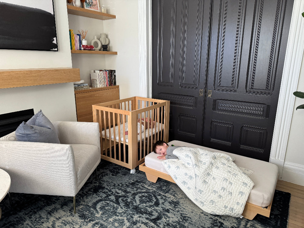 dadada Baby Spirit 8-in-1 Convertible Crib