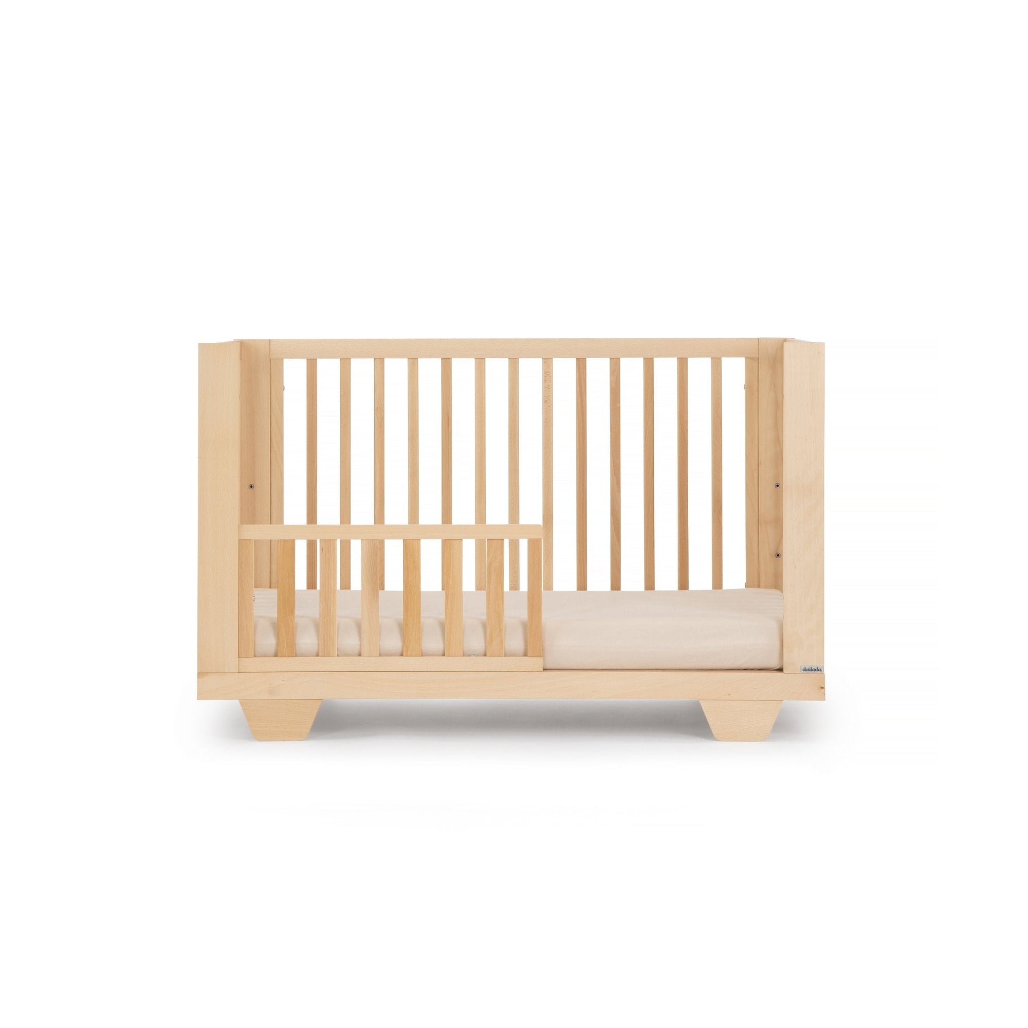 dadada Baby Spirit 8-in-1 Convertible Crib