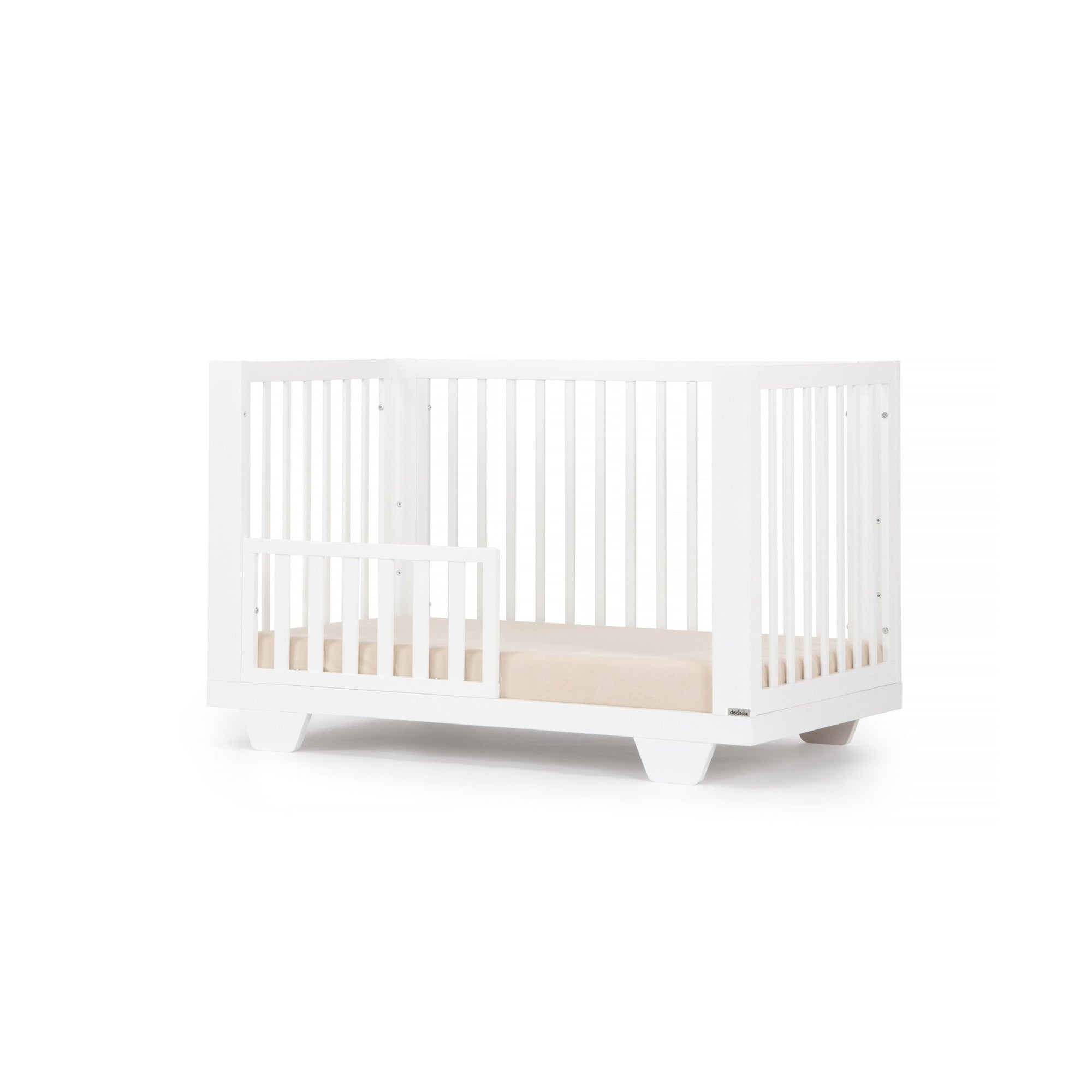 dadada Baby Spirit 8-in-1 Convertible Crib