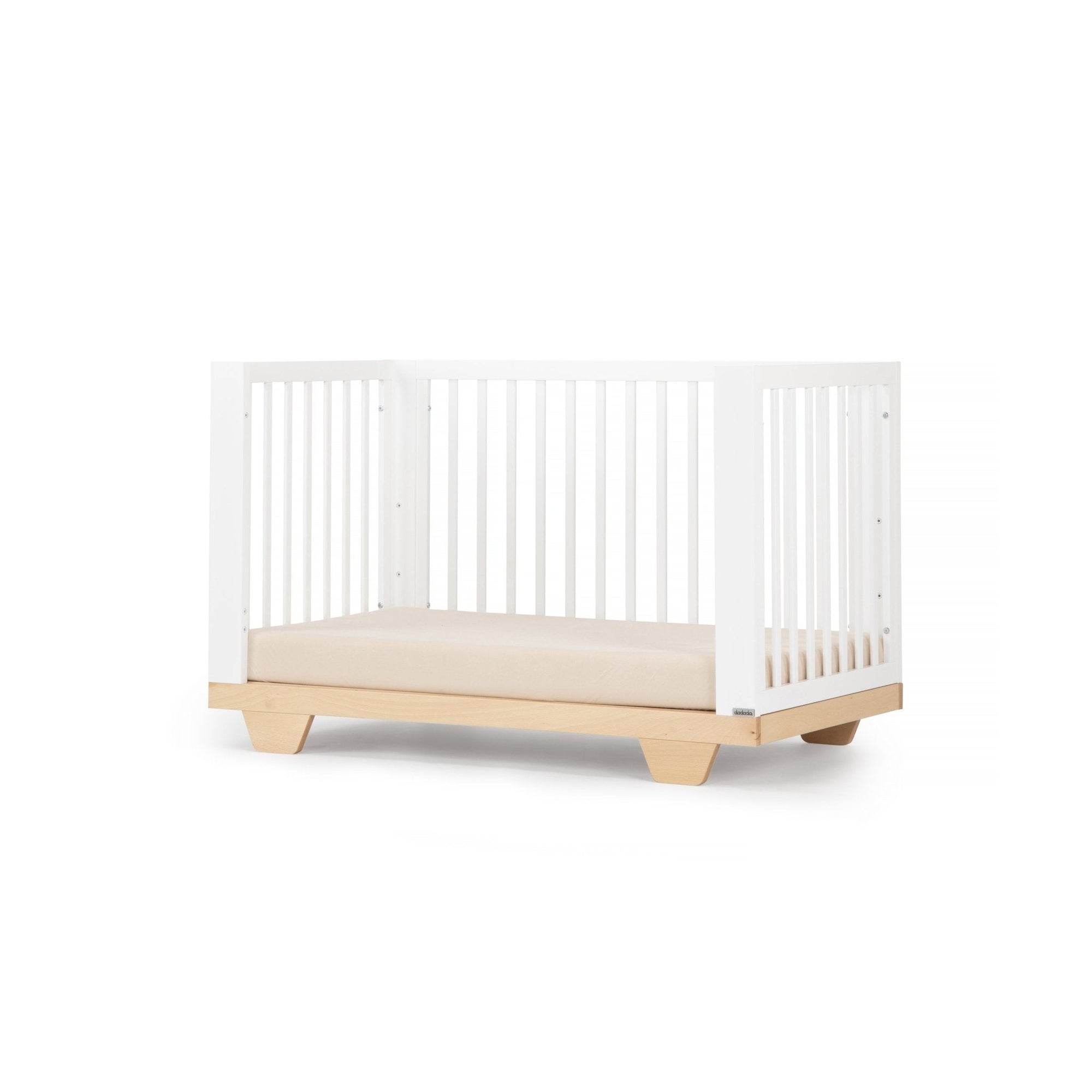 dadada Baby Spirit 8-in-1 Convertible Crib