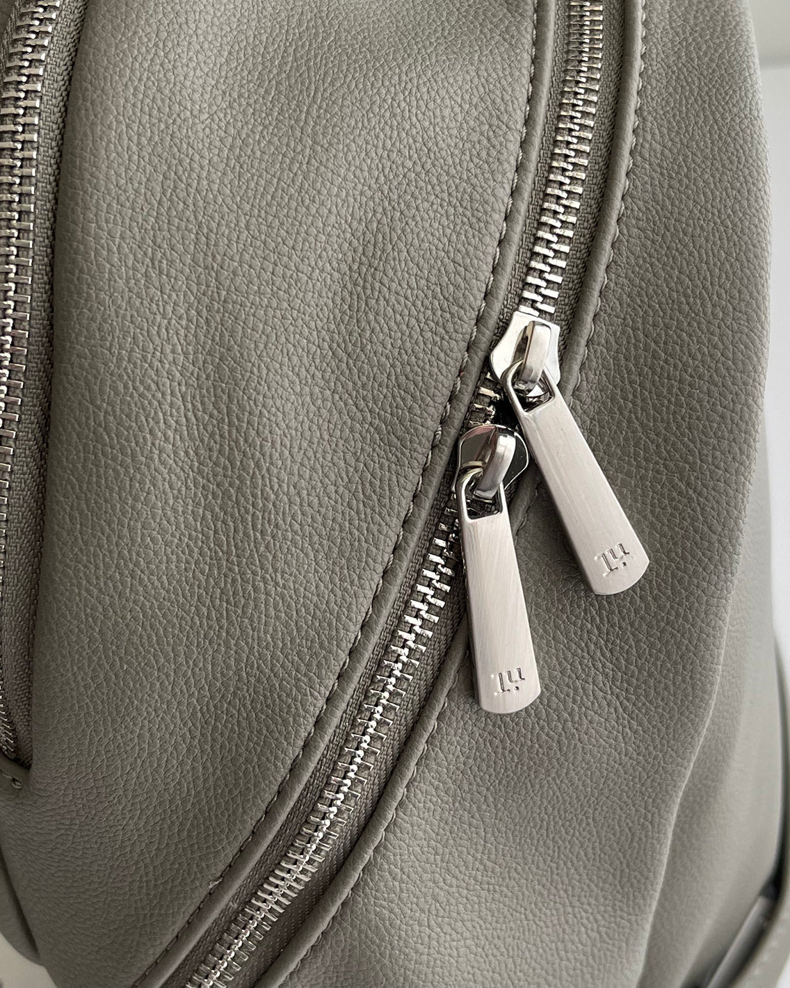 Skyline Backpack Grey Umber - Brushed Nickel Hardware
